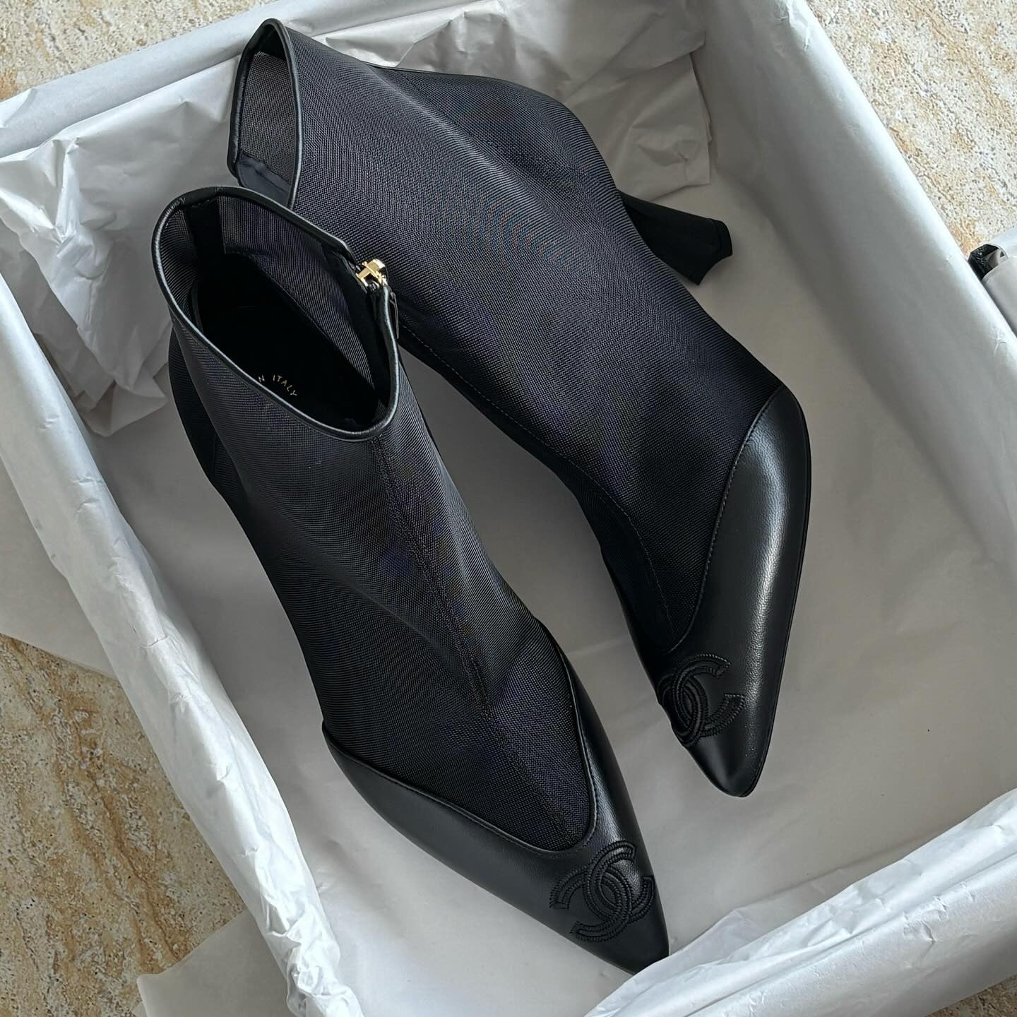 CC 26s Pointed-Toe Stiletto Ankle Boots Black Sheepskin Mesh
