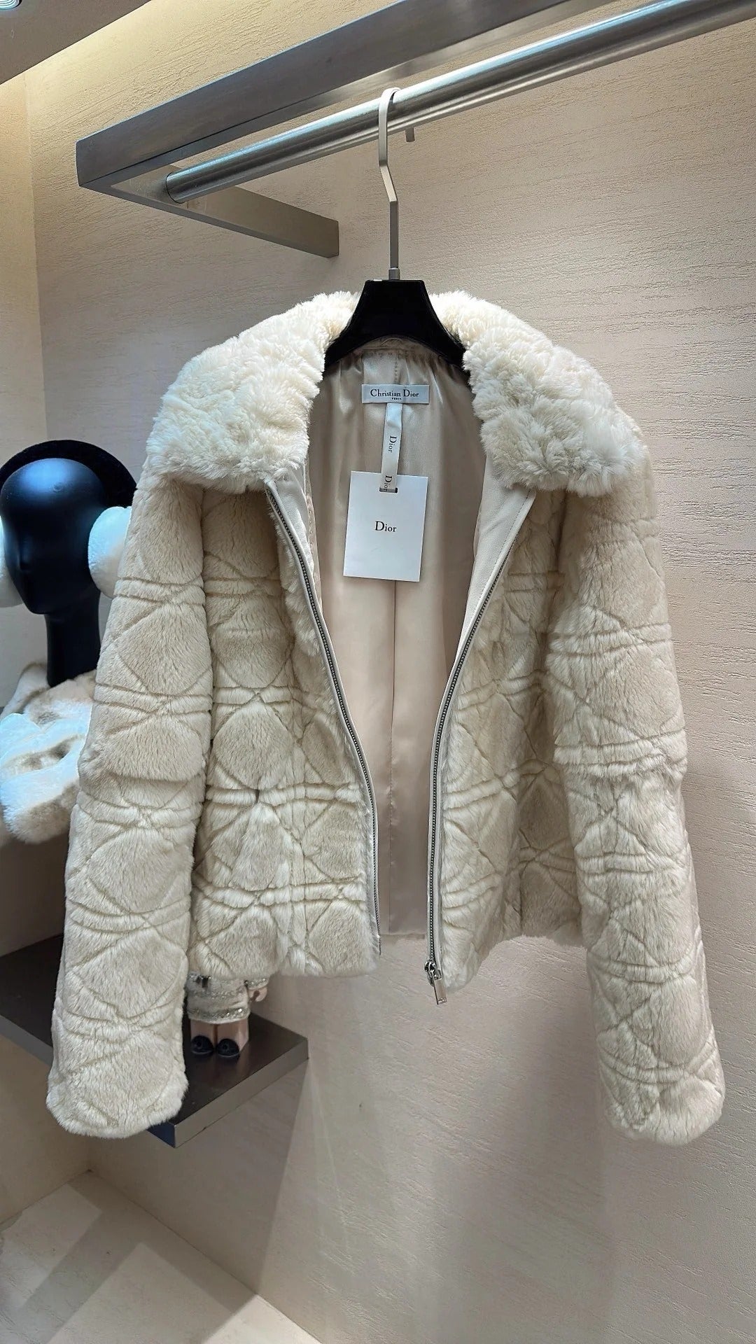 DIOR 25S RABBIT FUR JACKET 627
