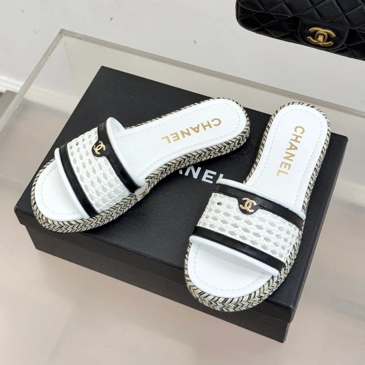 CC 2026 Slippers Double C Woven Lambskin