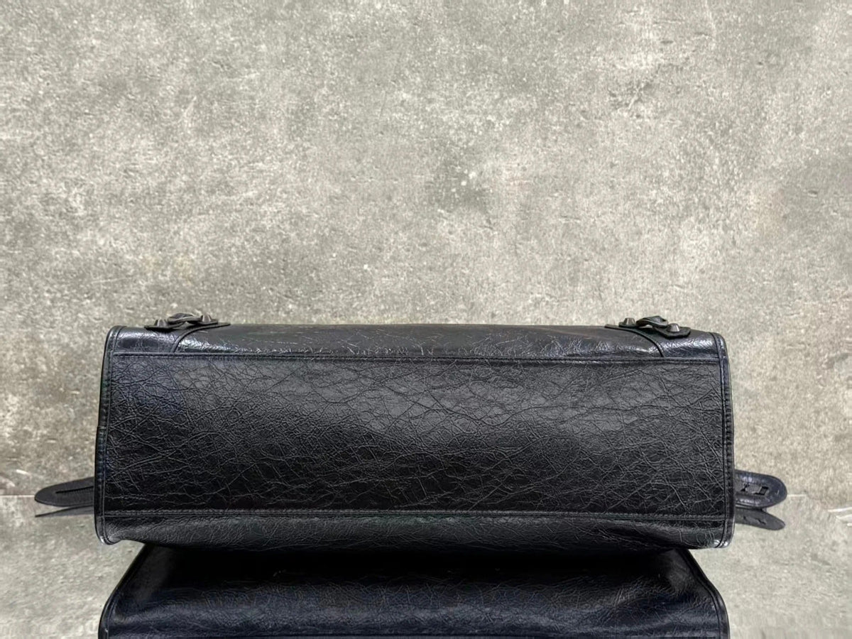 Balenciaga 2026 Le City Large Bag 46cm Black Crinkled Leather