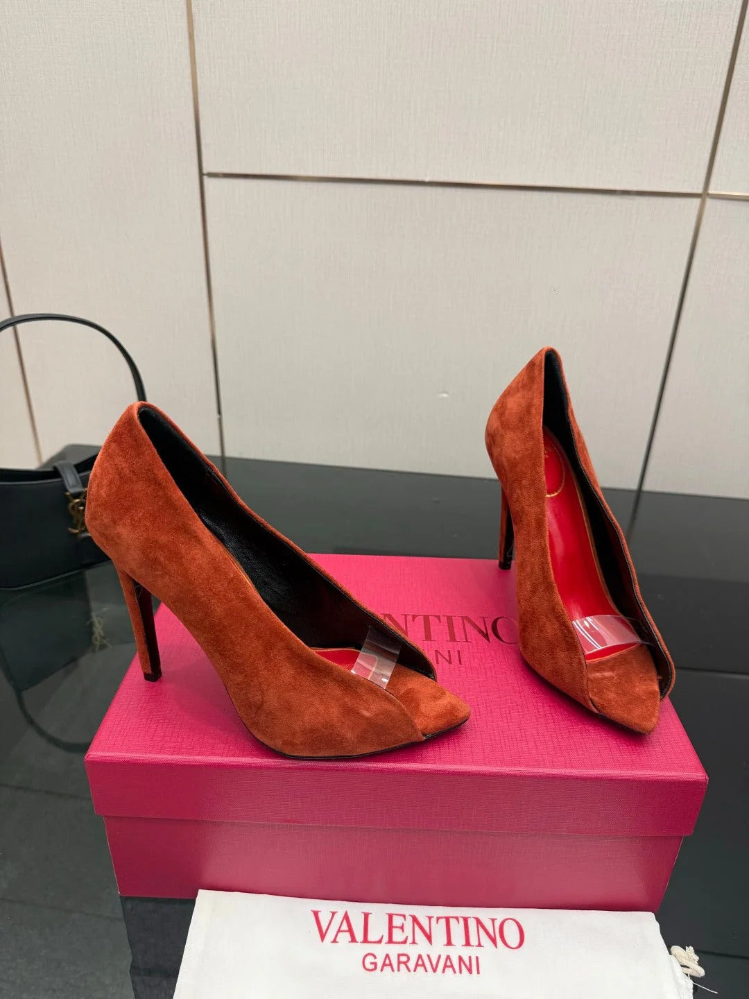 VT 26s High Heel Sandals 110 Suede Leather 725470