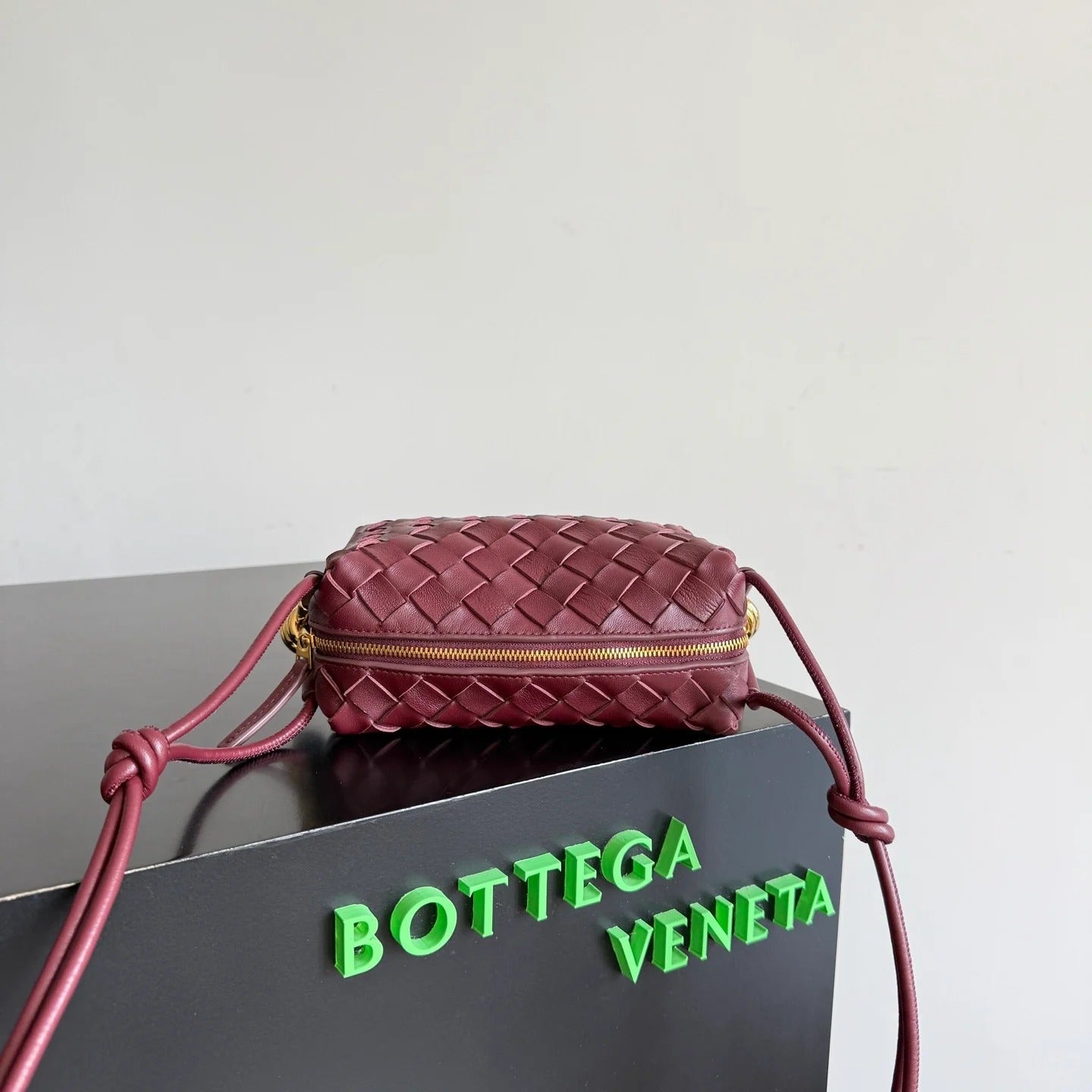 Bottega Veneta 2026 Mini Loop Metal Knot Camera Bag 17cm Burgundy Lambskin