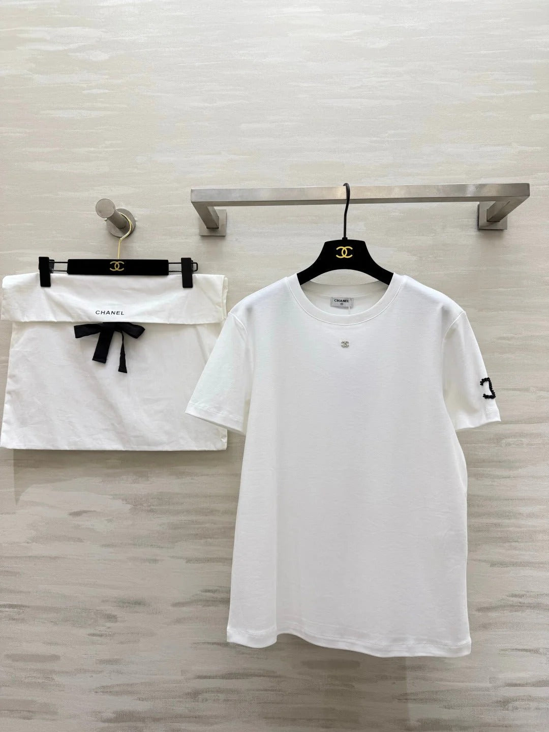 Chanel 2026 Double C Beaded T-Shirt Cotton 264927