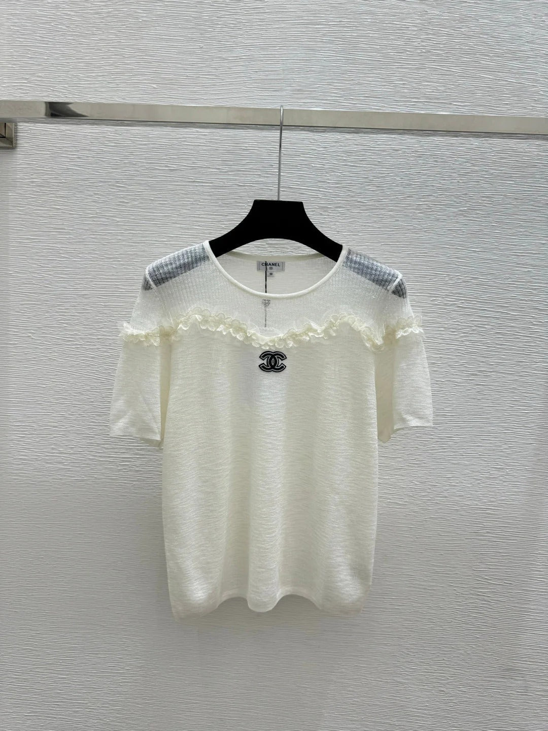Chanel 2026 Lace Trim Round Neck Knitted Short Sleeve Tencel Wool 294906