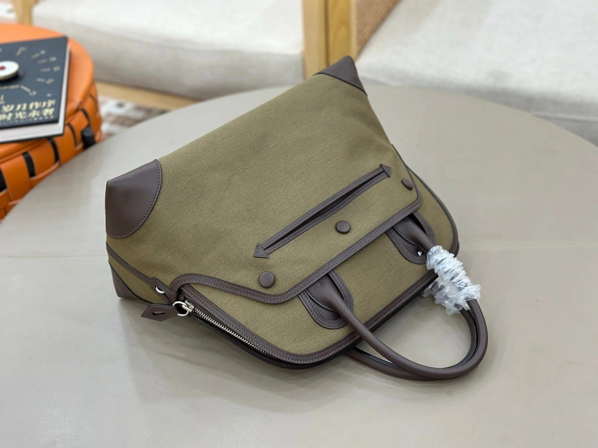 High-end Hermes 2026 Cargo Bolide 31cm Bag Canvas/Swift Leather