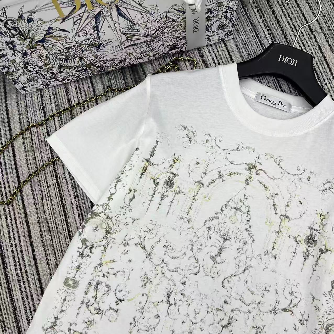 DIOR 25S SHORT-SLEEVE CREW NECK T-SHIRT 840