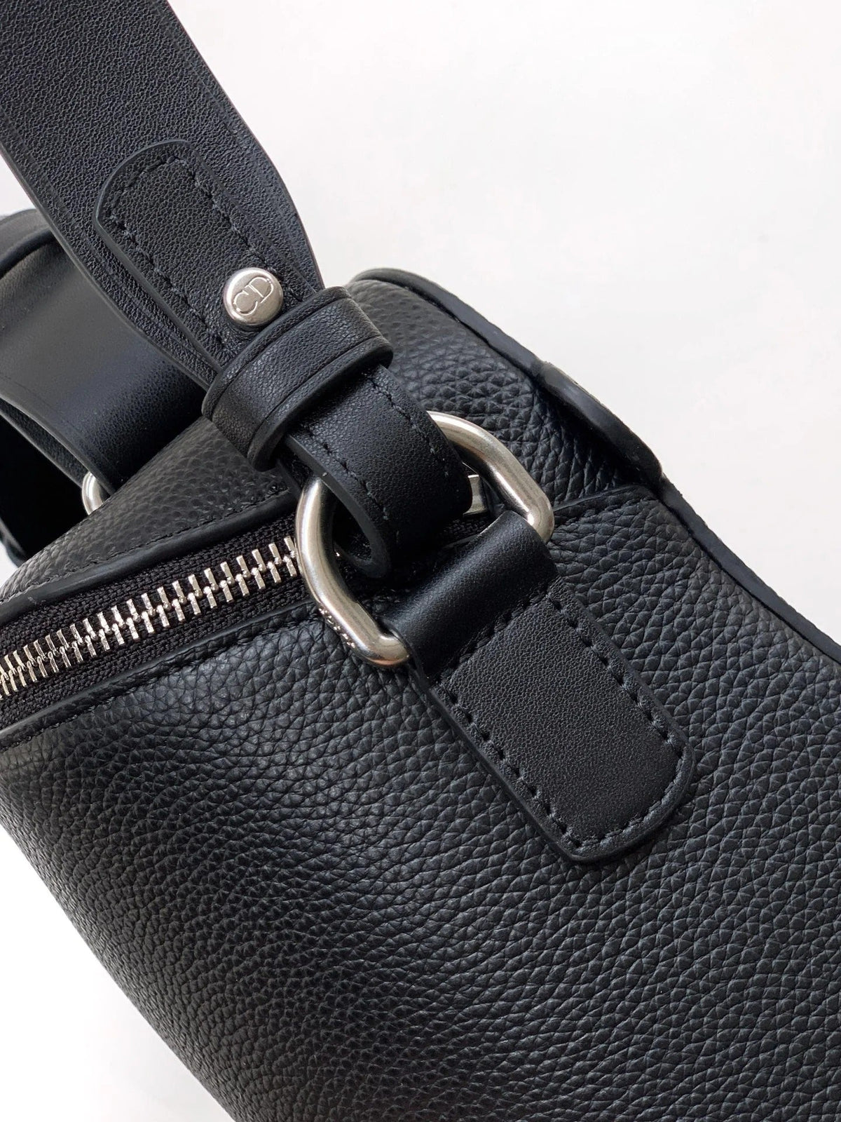 Dior 2026 Archie Zipped Bag with Strap 28cm Grained Calfskin 386302