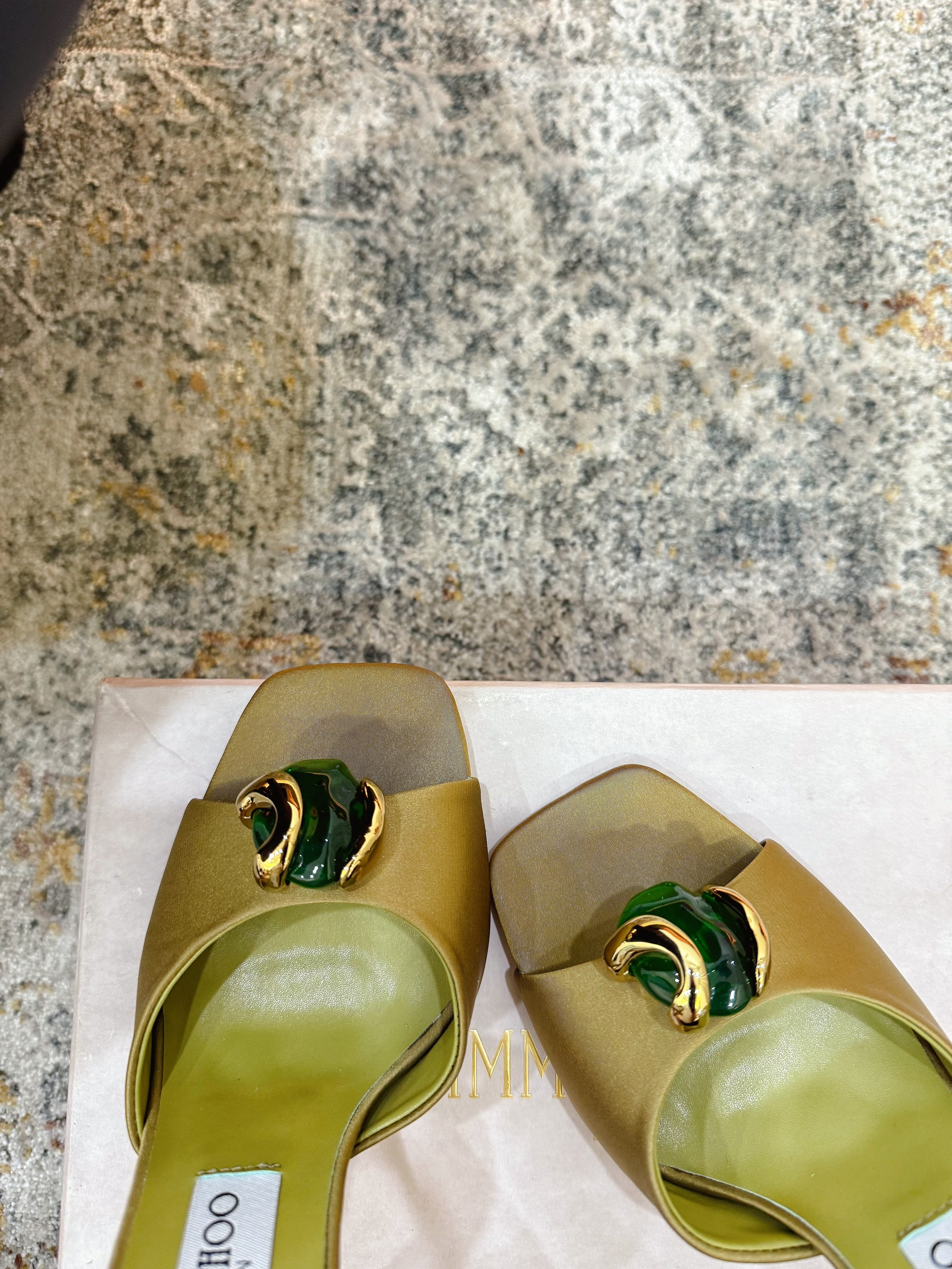 JC 26s Emani 100 Sandals 10cm Olive Green Satin 996787