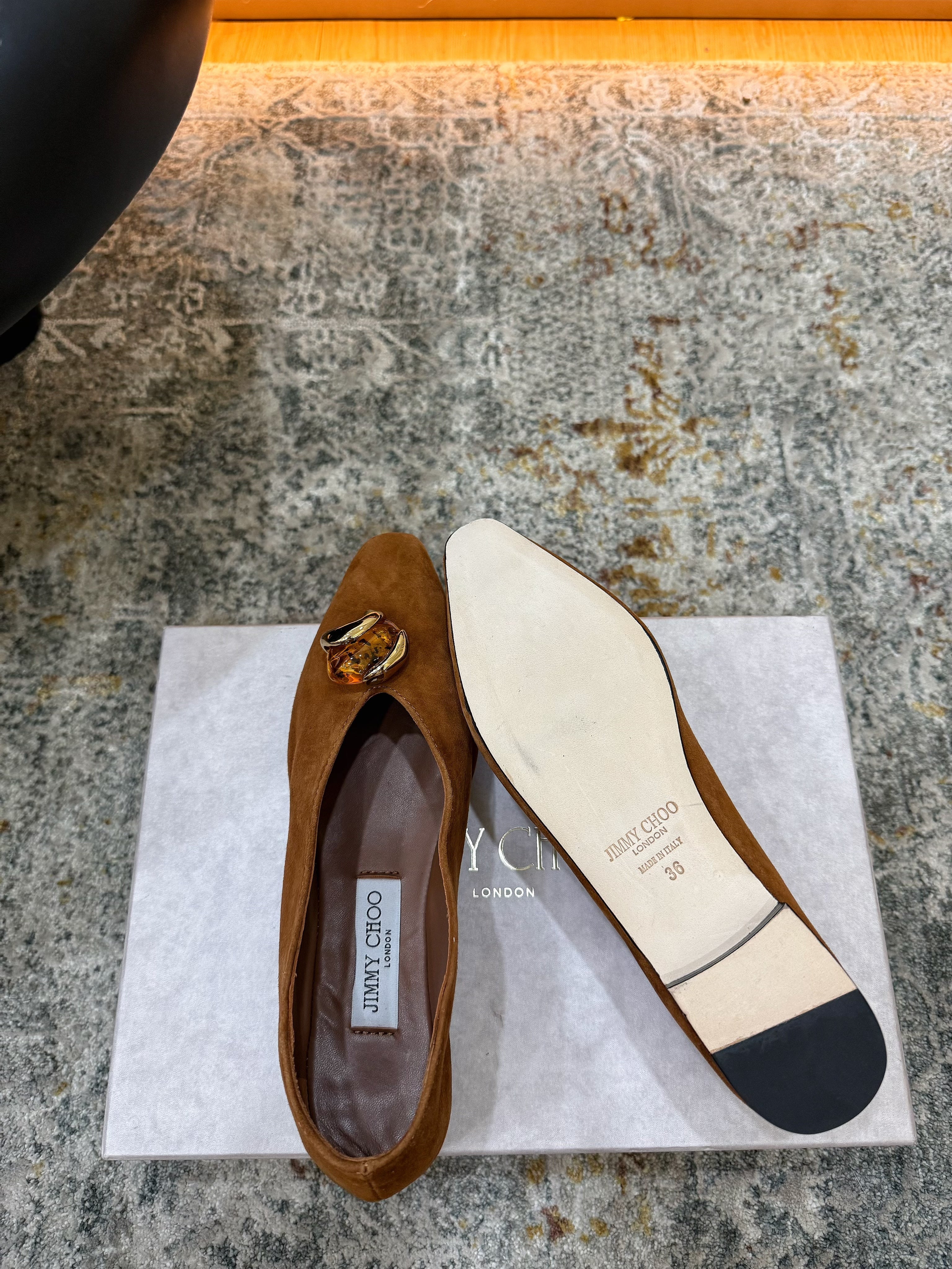 JC 26s Margot Flat Tan Suede 996482