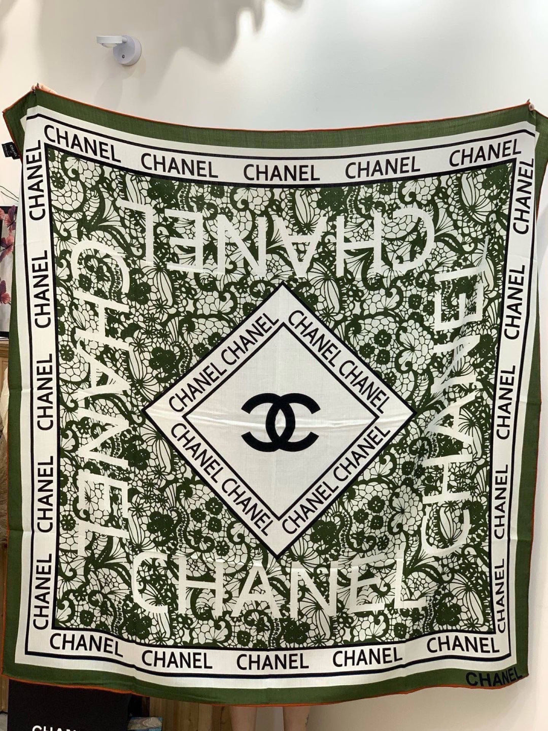 Chanel 26s Scarf 140 In Cashmere Silk 306133