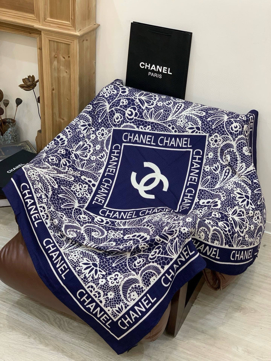 Chanel 26s Scarf 140 In Cashmere Silk 306138