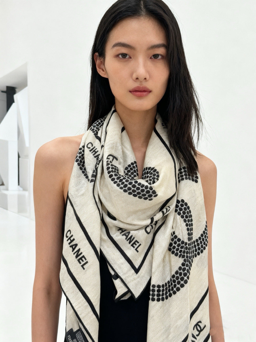 Chanel 26s Scarf 140 In Cashmere Silk 309307