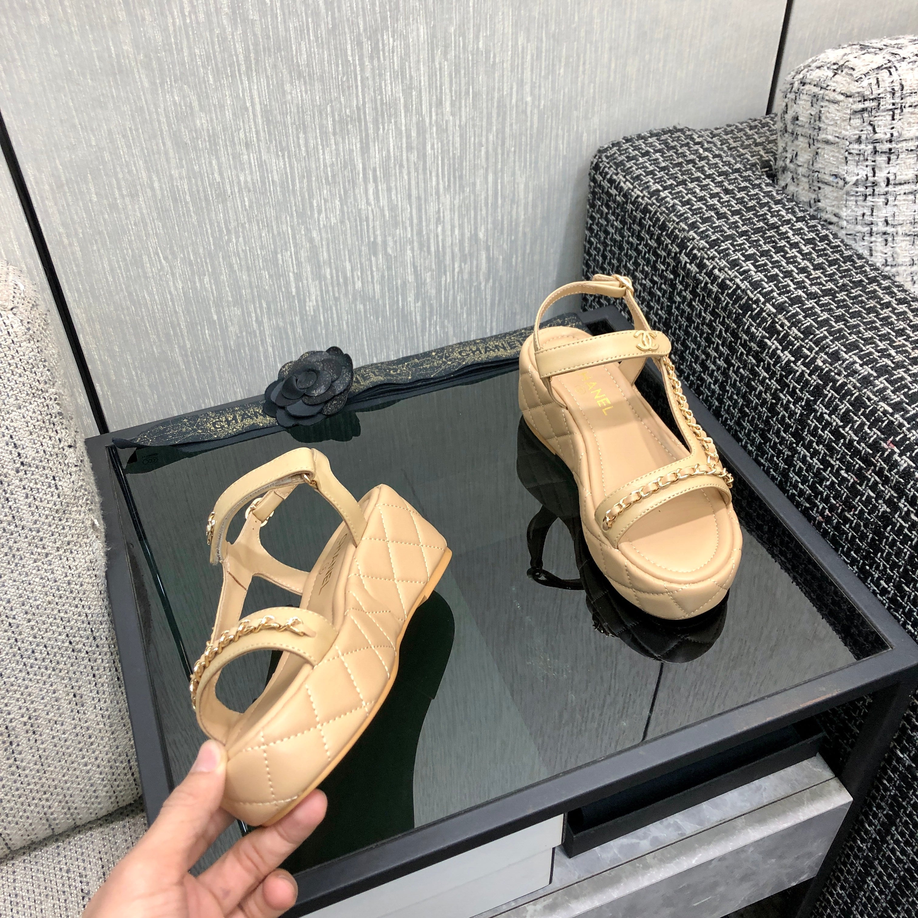 CC Platform Sandals Quilted Chain Beige Lambskin 602505