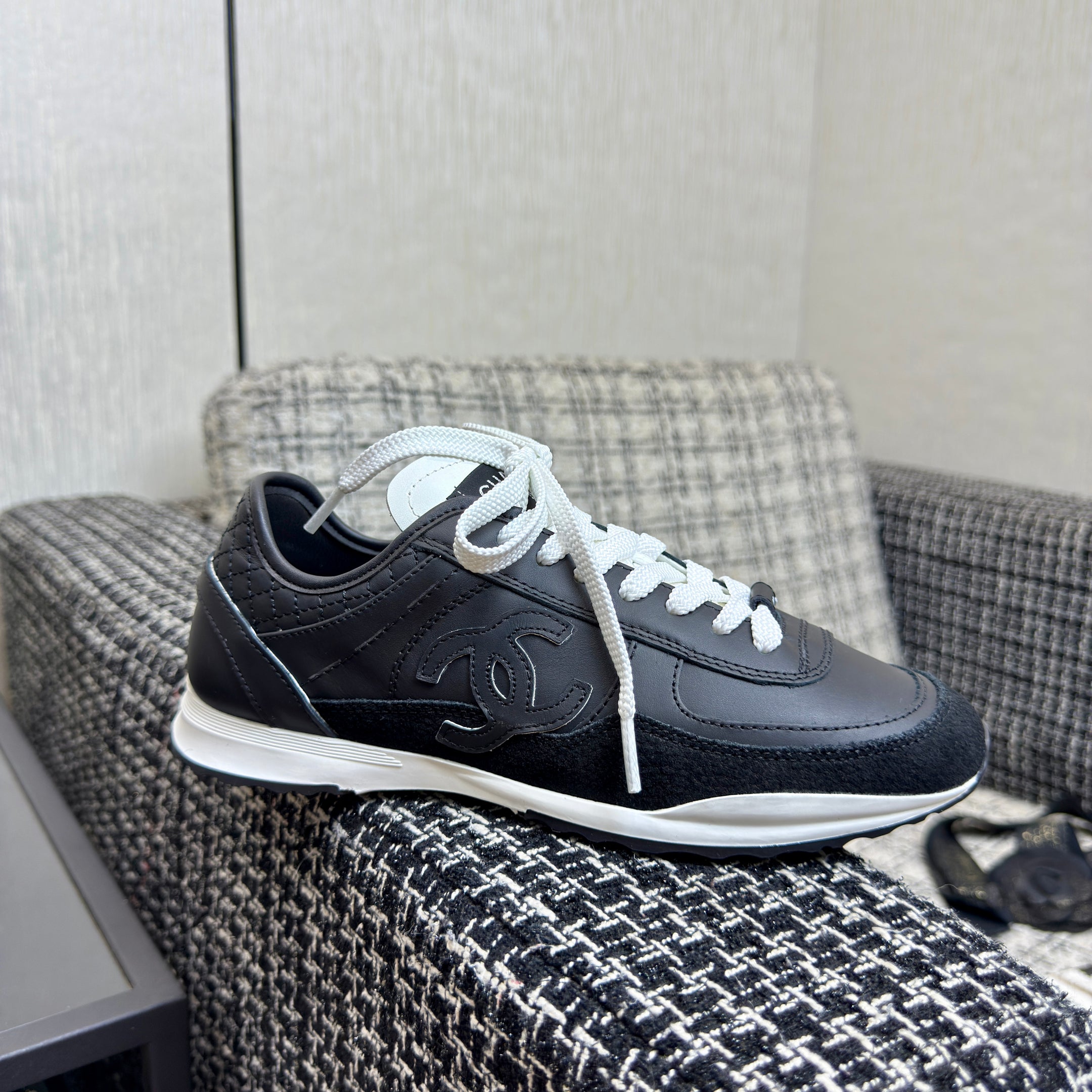 Chanel 2025 Sneaker Black  Cowhite & Suede 507457