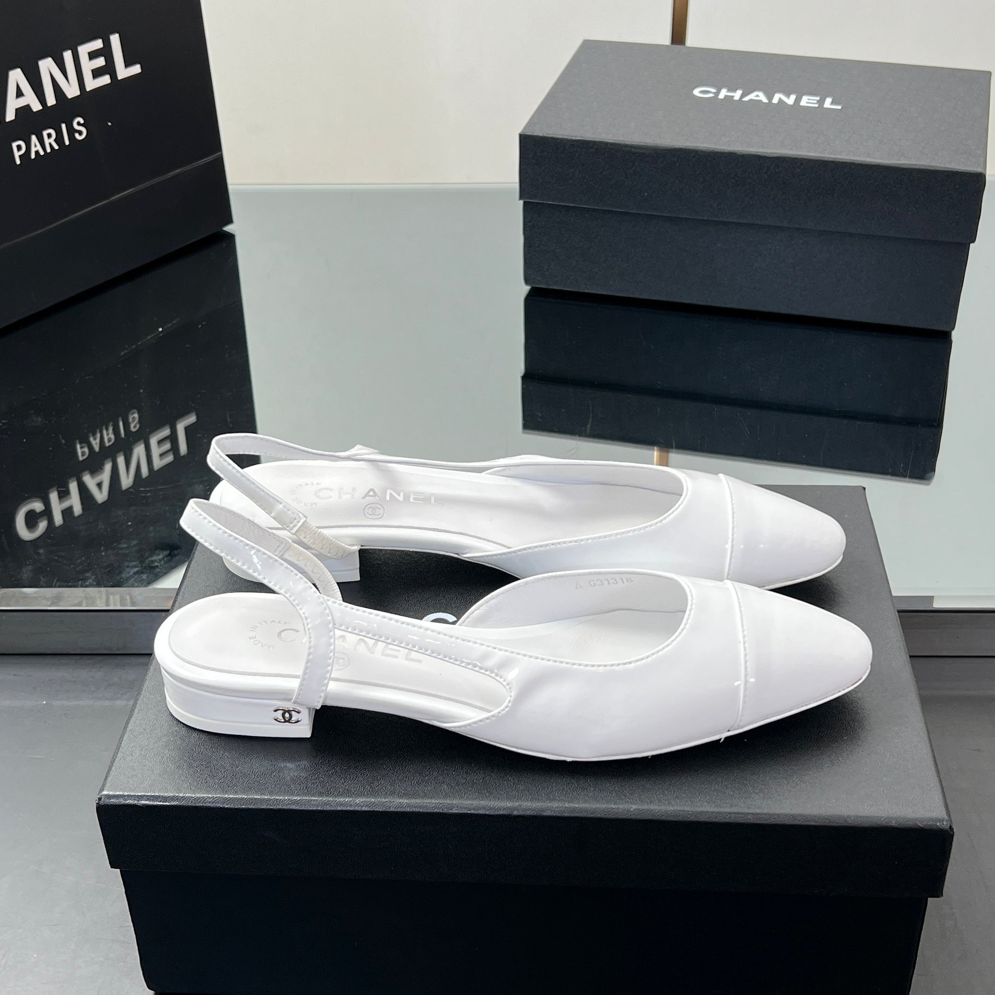 CC Slingback 2.5cm White Glossy Leather