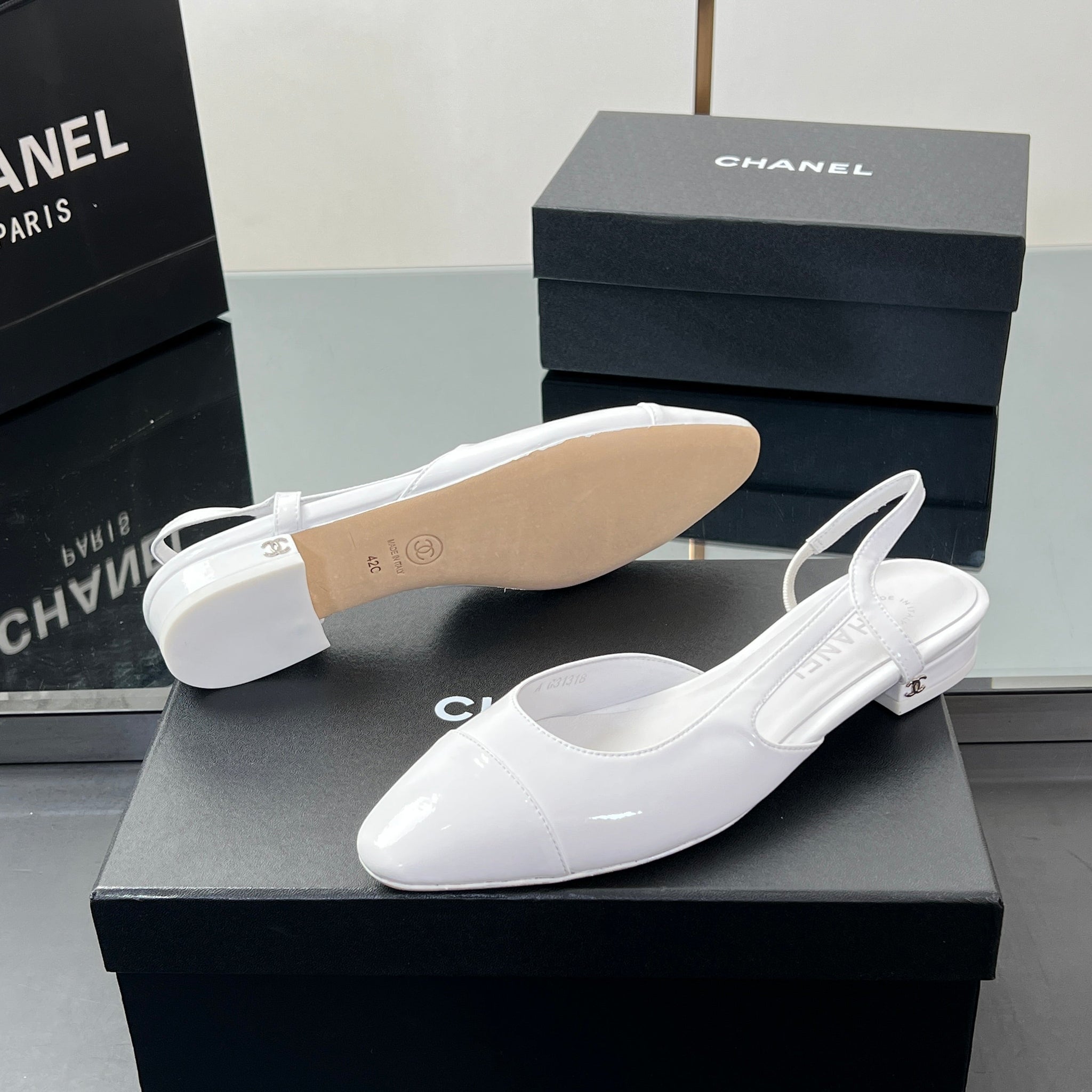 CC Slingback 2.5cm White Glossy Leather