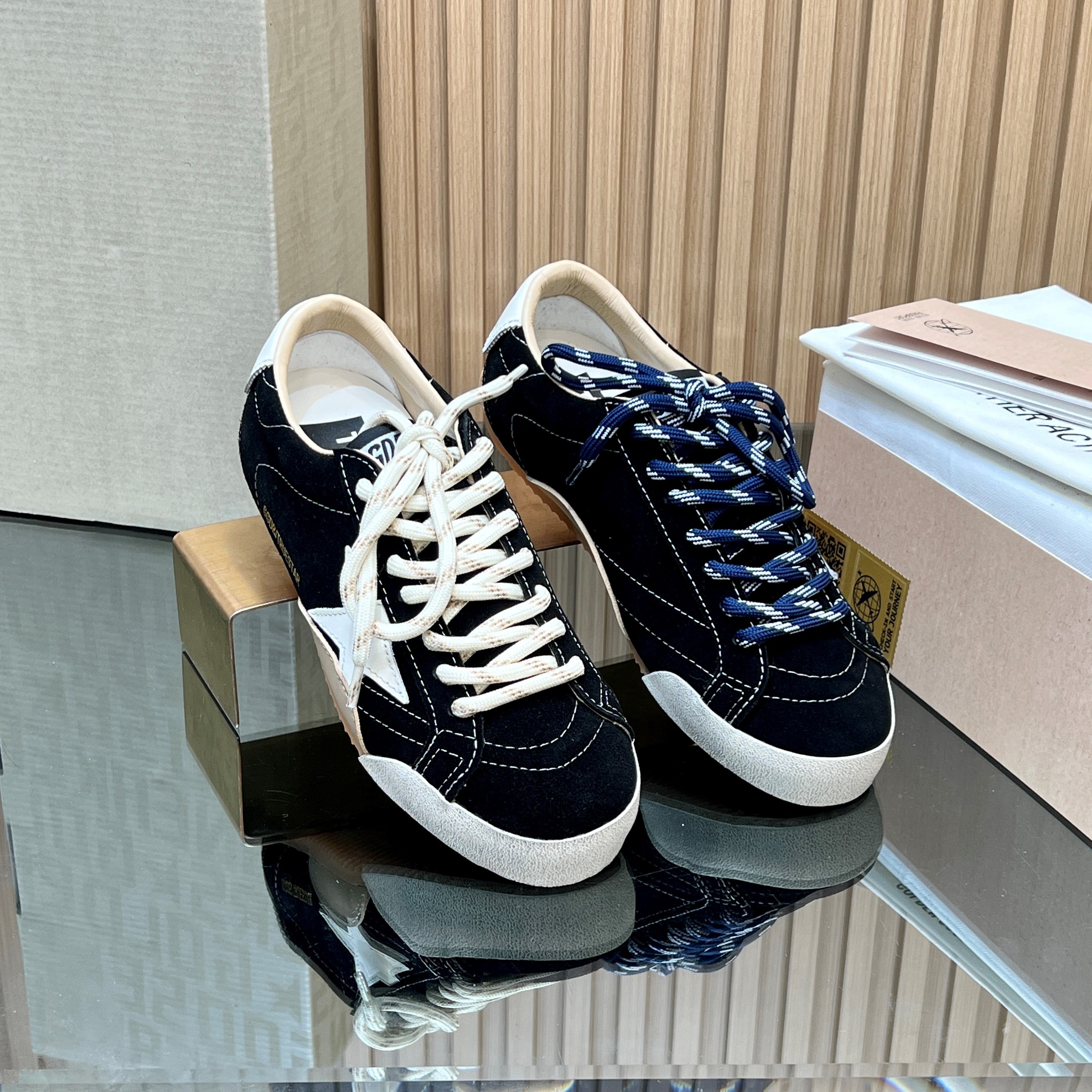 GGDB True-Star Sneaker Black Suede 665961