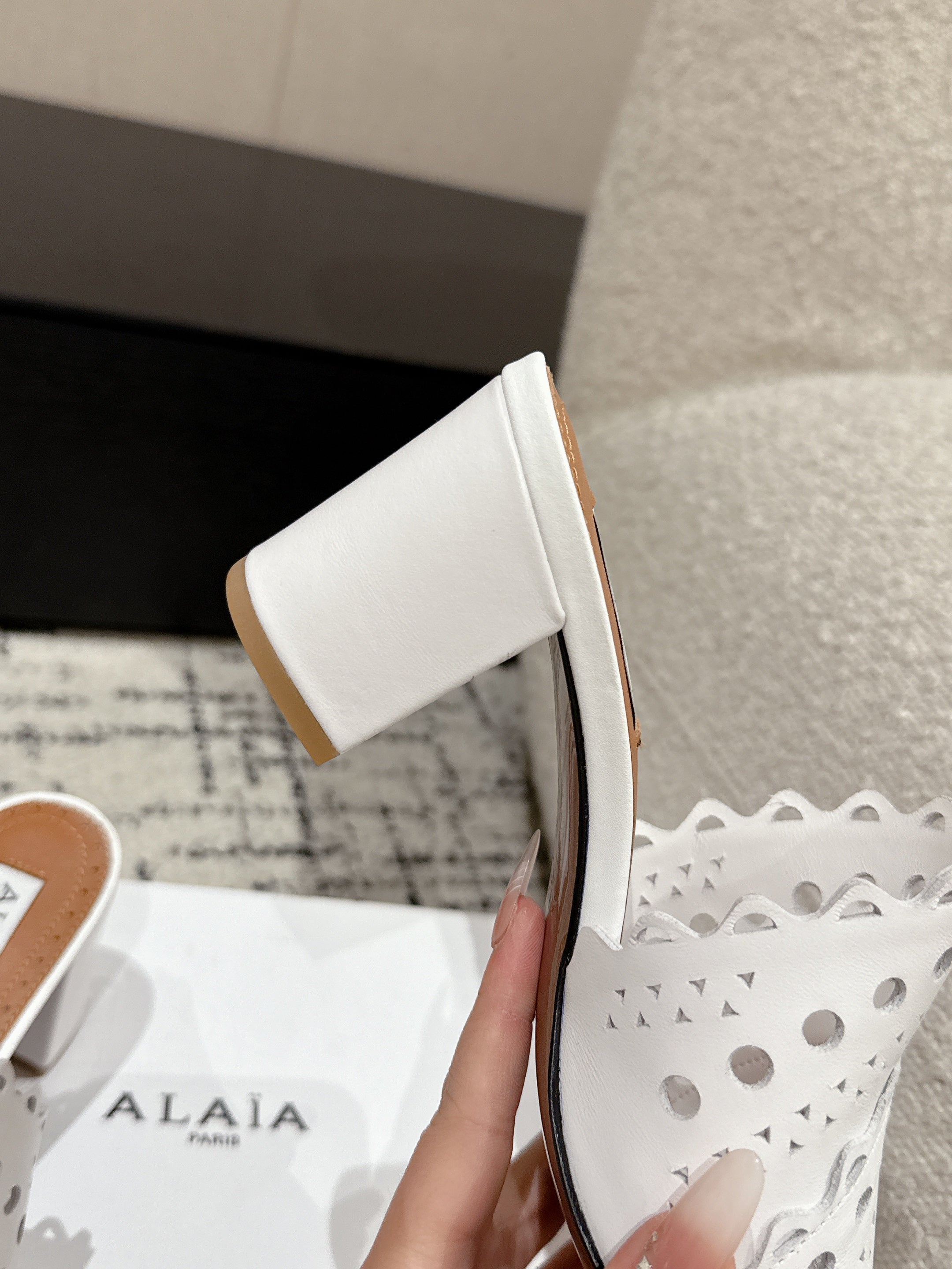 Alaia Vienne Mule Heeled Sandals 70mm White Leather 232504