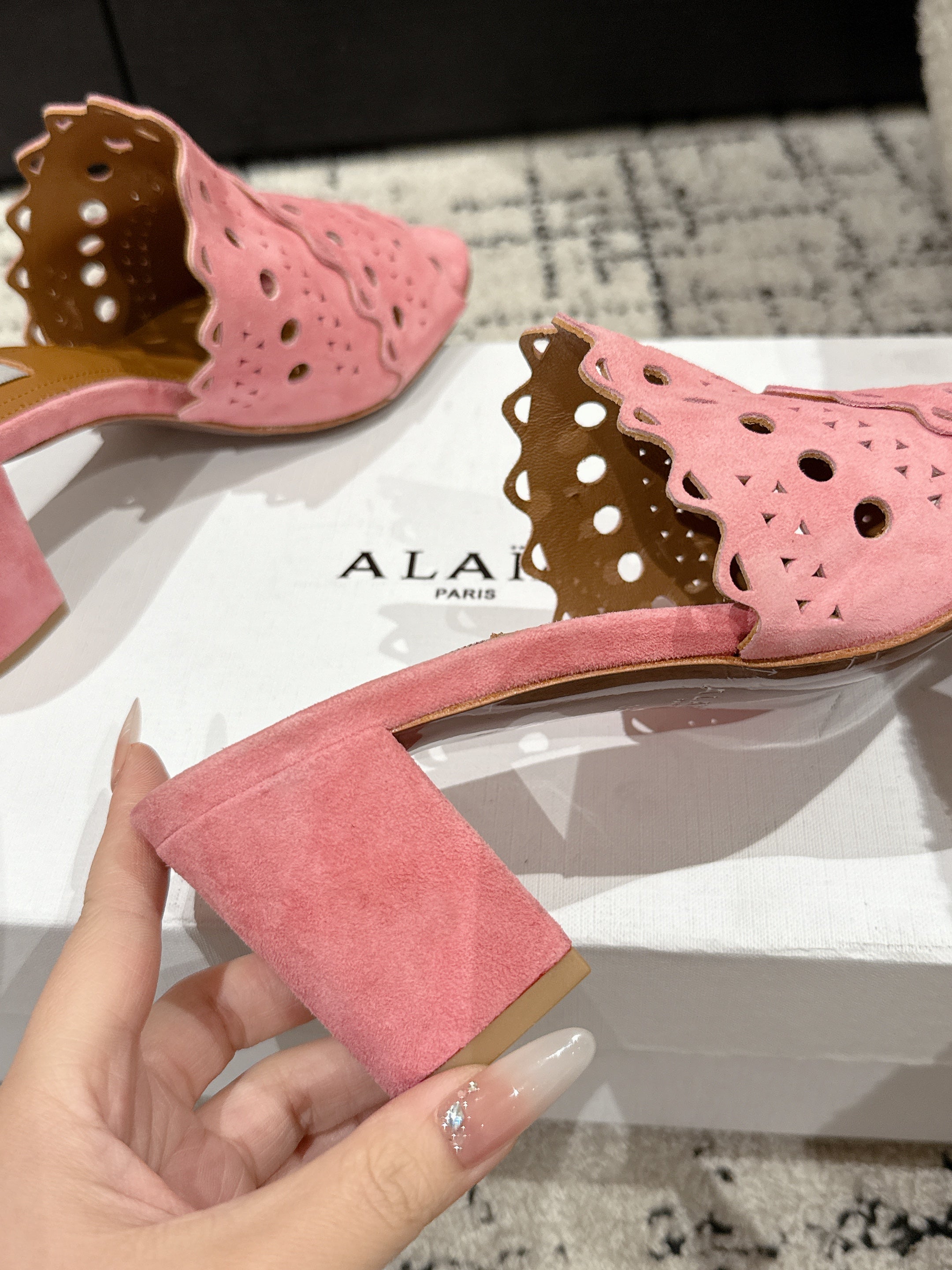 Alaia Vienne Mule Heeled Sandals 70mm Pink Suede Leather 232506