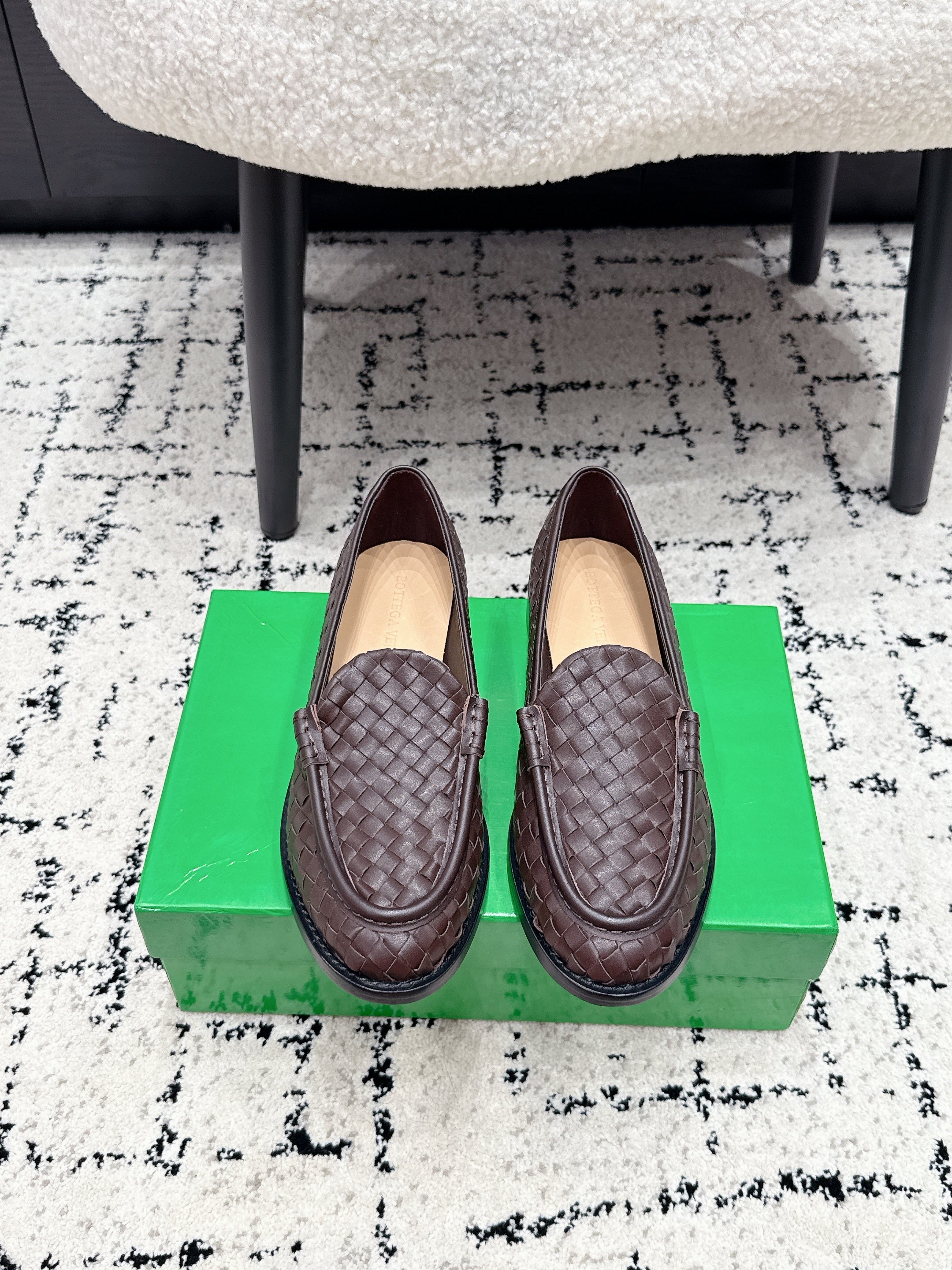 BV Silenzio Loafer Coffee Woven Leather 769991