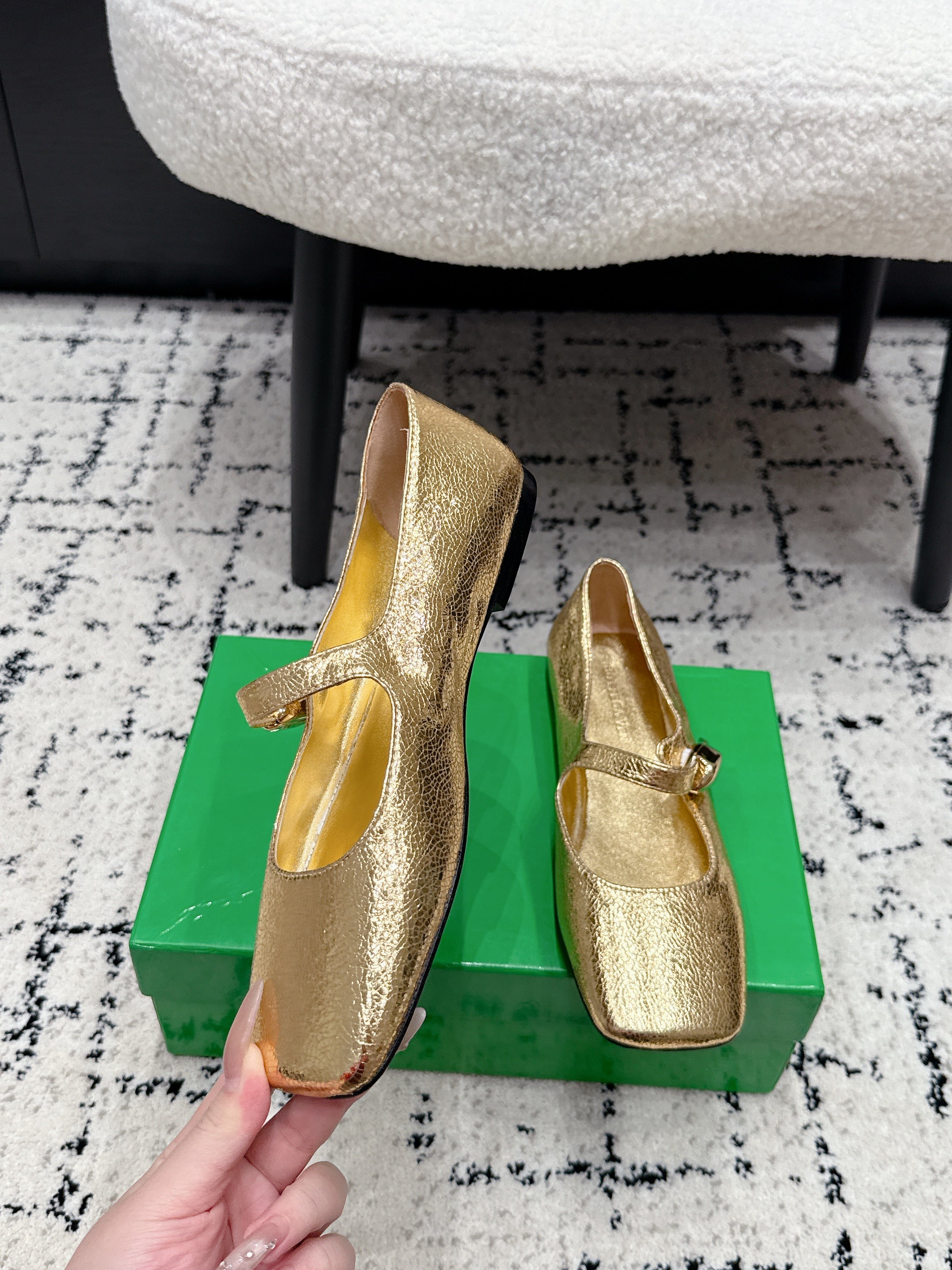 BV Charlotte Mary Jane Flat Gold Metallic Leather 770005
