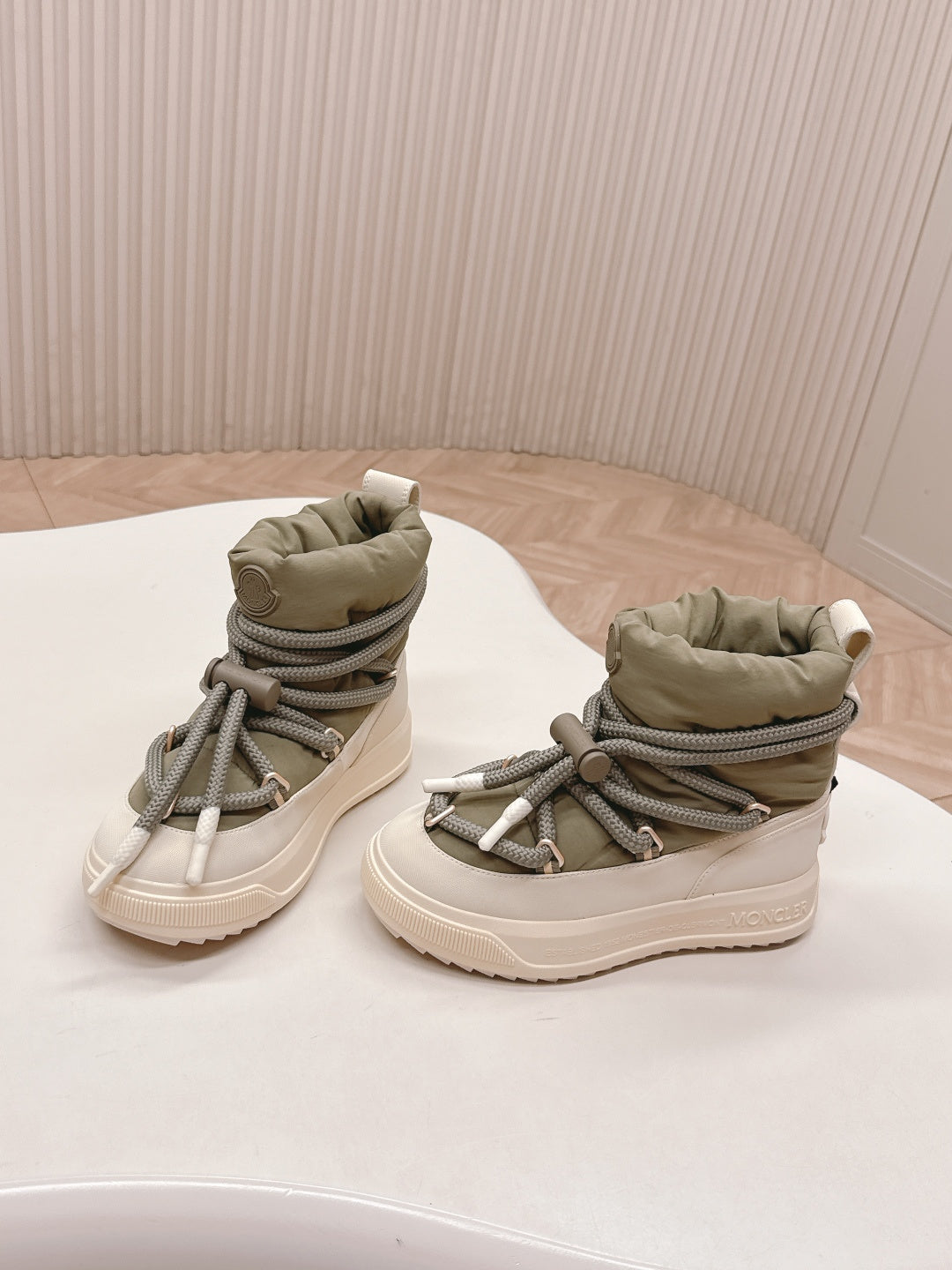 Moncler Altive Mid Snow Boots Olive Green Beige Canvas Nylon 601585