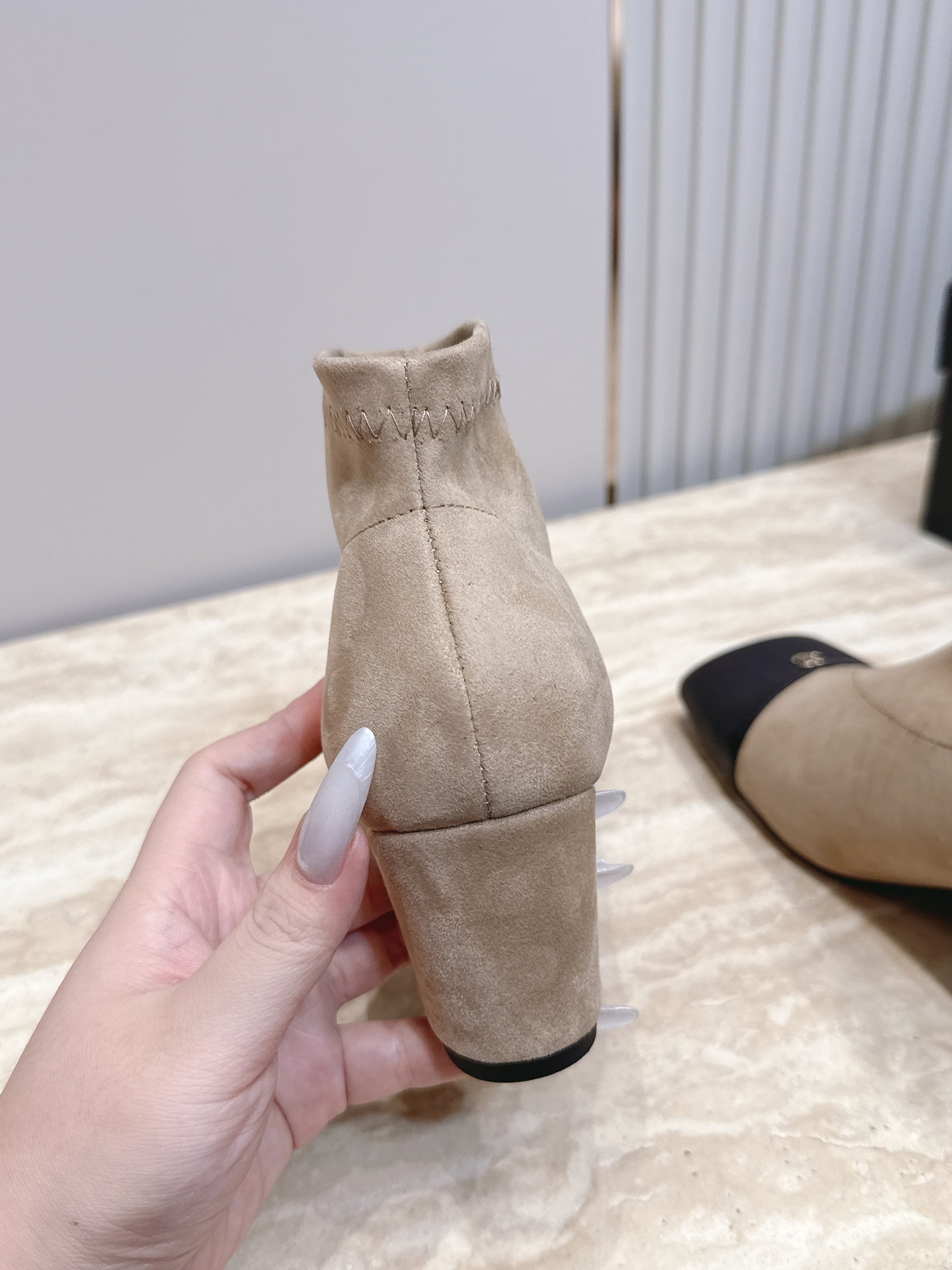CC Suede Cap-Toe Ankle Boots Black Beige Leather Suede 954086