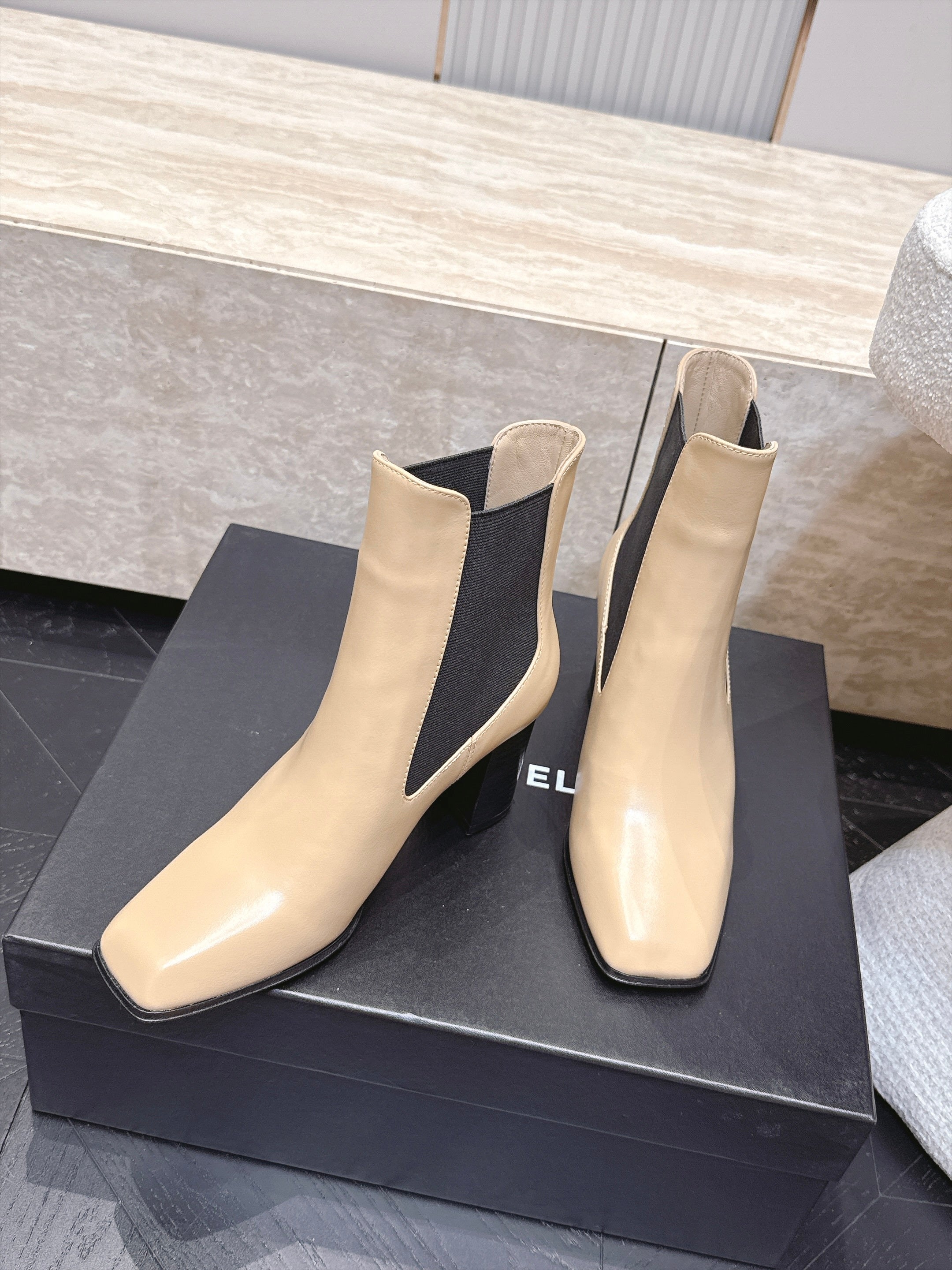 CC Autumn/Winter 2026 Ankle Boots 7cm Beige Calfskin 954123