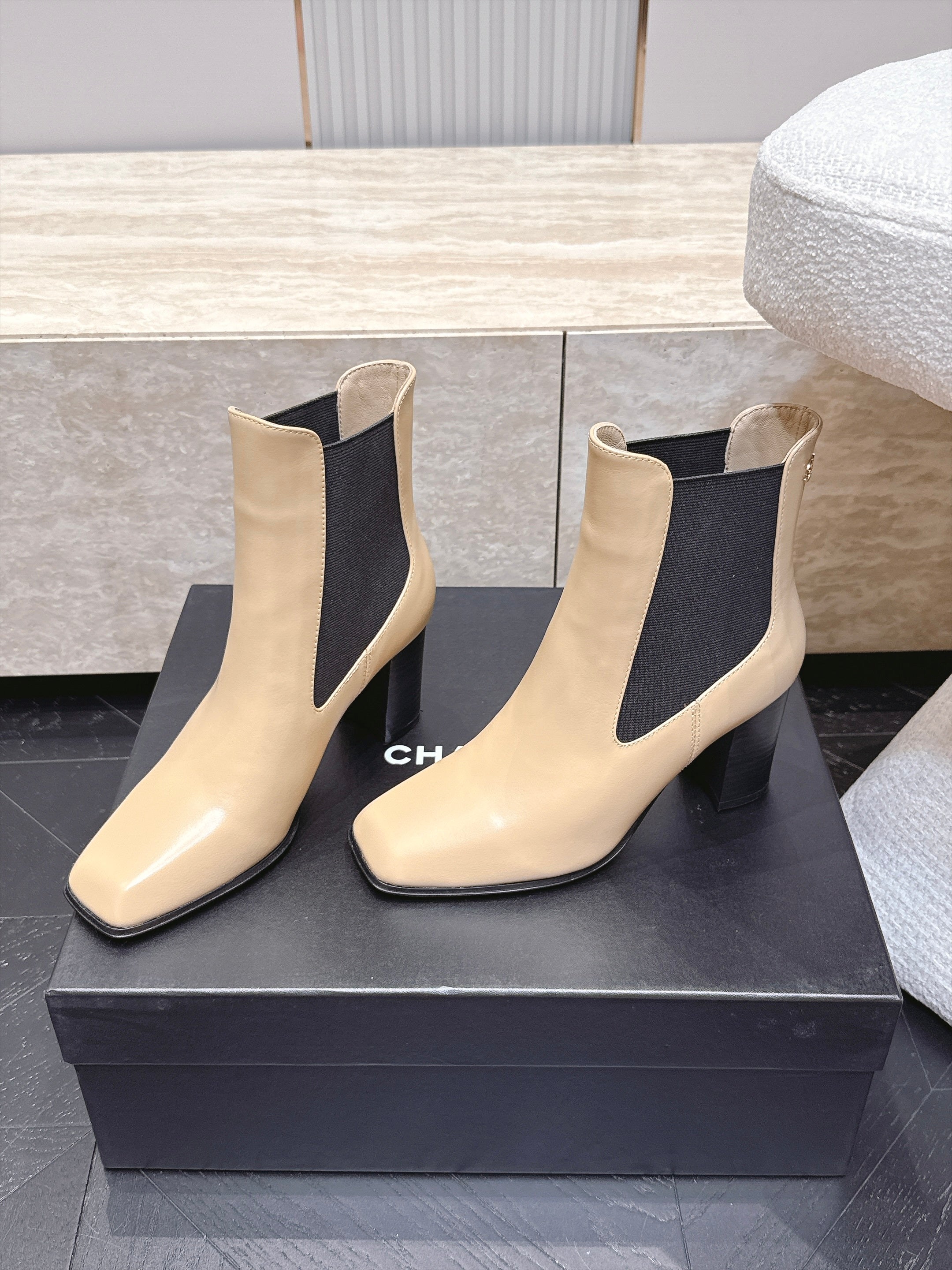 CC Autumn/Winter 2026 Ankle Boots 7cm Beige Calfskin 954123