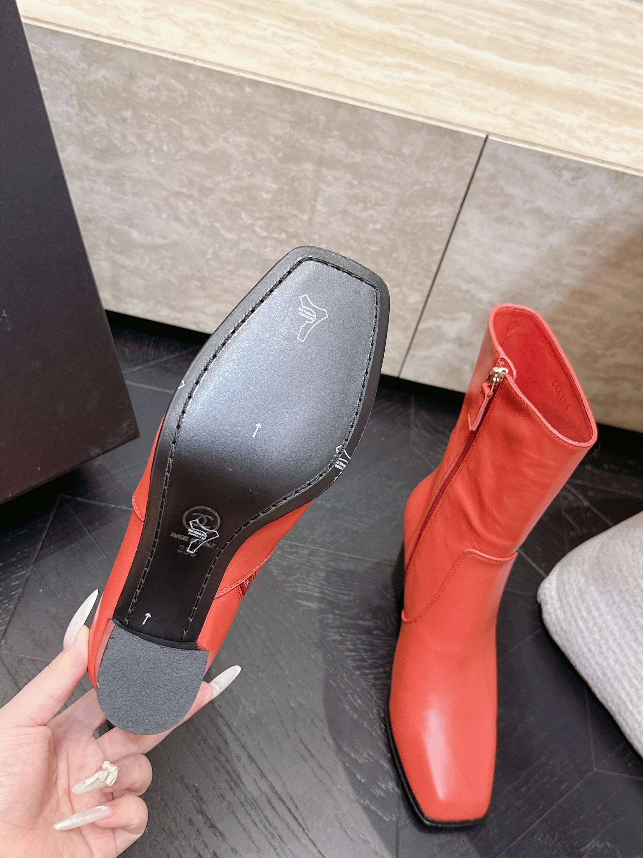 CC Autumn/Winter 2026 Ankle Boots 7cm Red Calfskin 954124