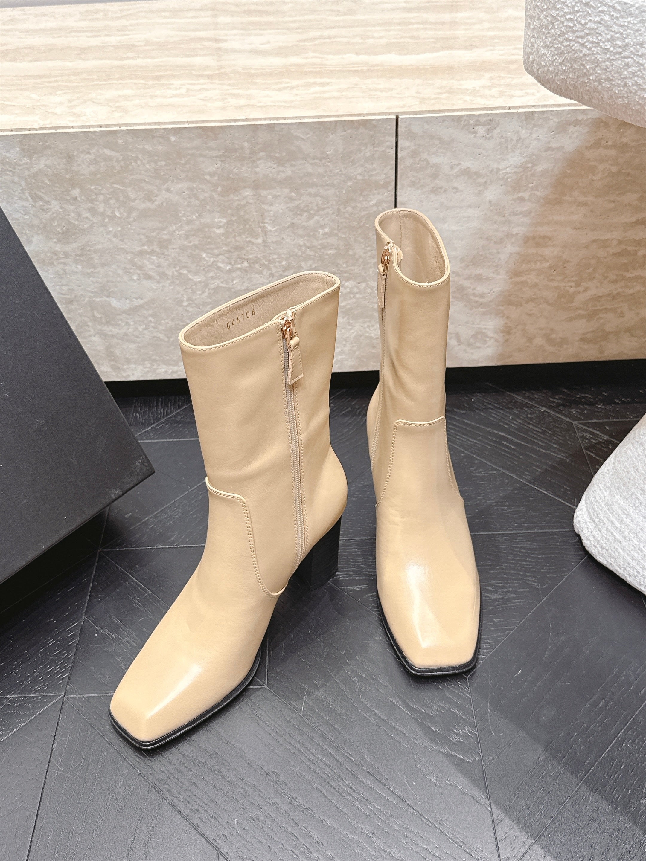CC Autumn/Winter 2026 Ankle Boots 7cm Beige Calfskin 954127