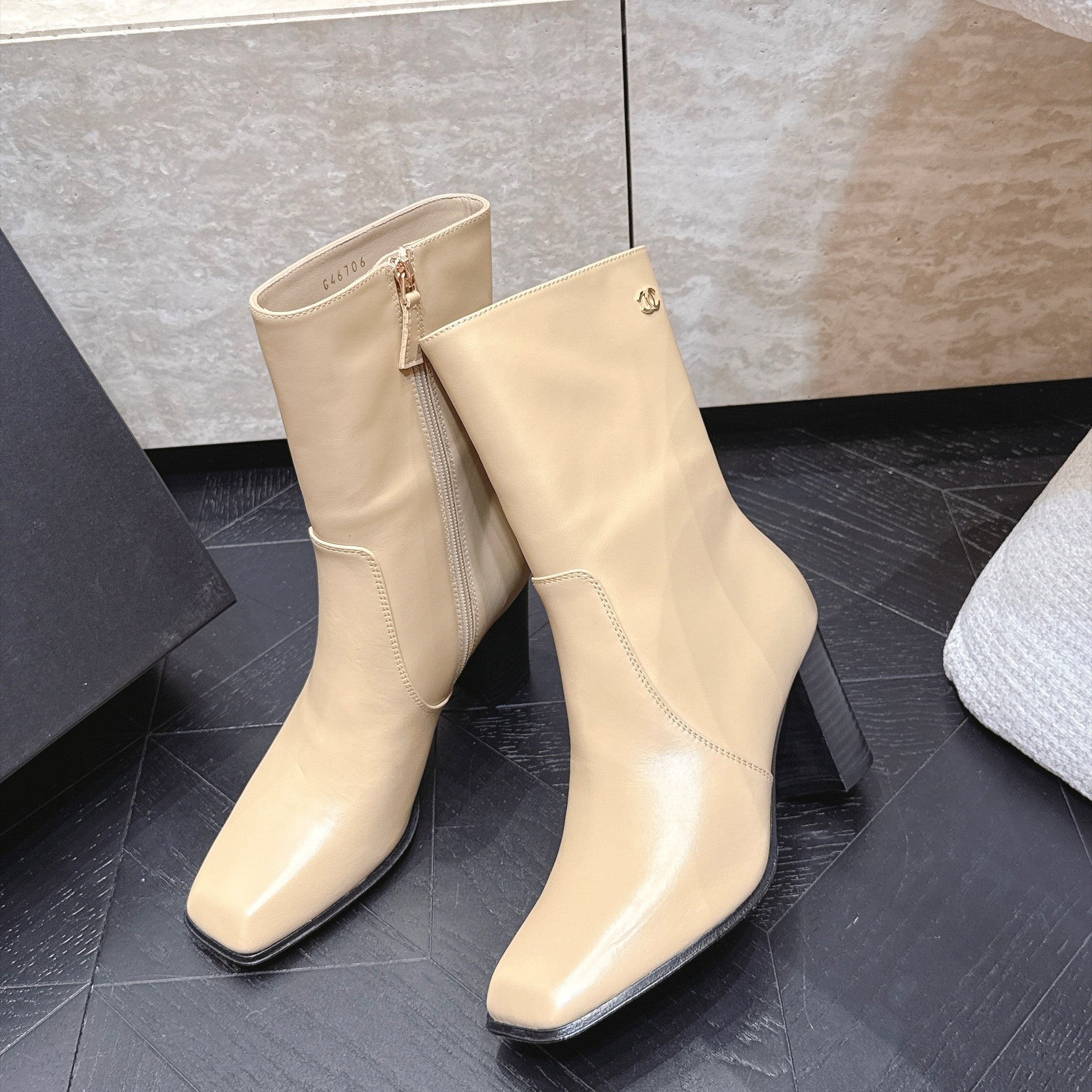 CC Autumn/Winter 2026 Ankle Boots 7cm Beige Calfskin 954127