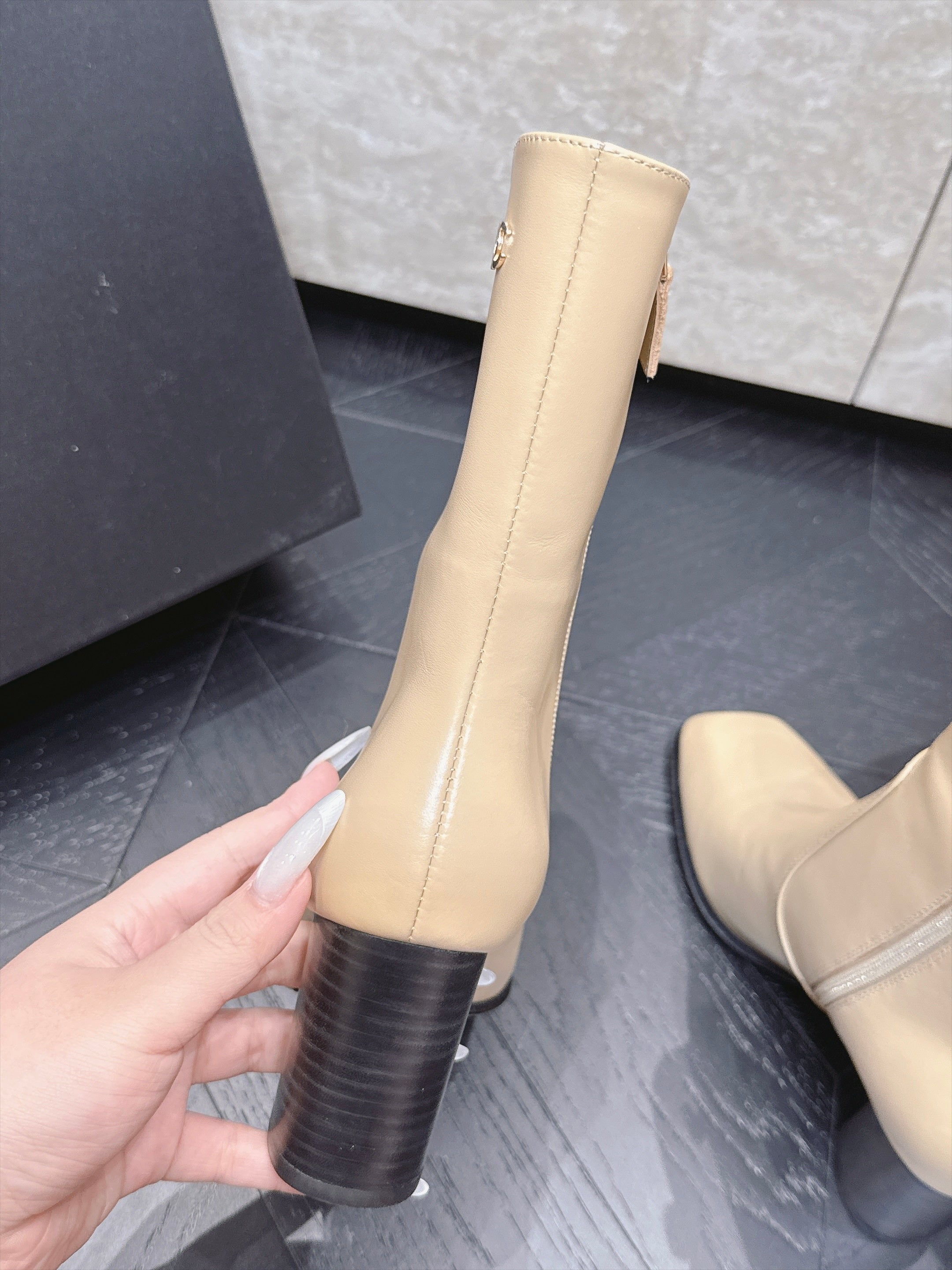 CC Autumn/Winter 2026 Ankle Boots 7cm Beige Calfskin 954127