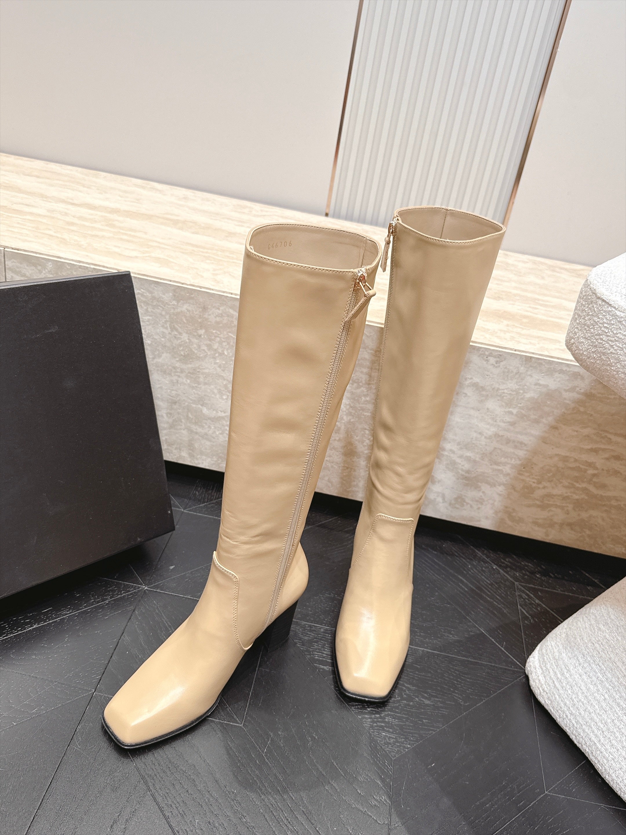 CC Autumn/Winter 2026 Boots 7cm Beige Calfskin 954128