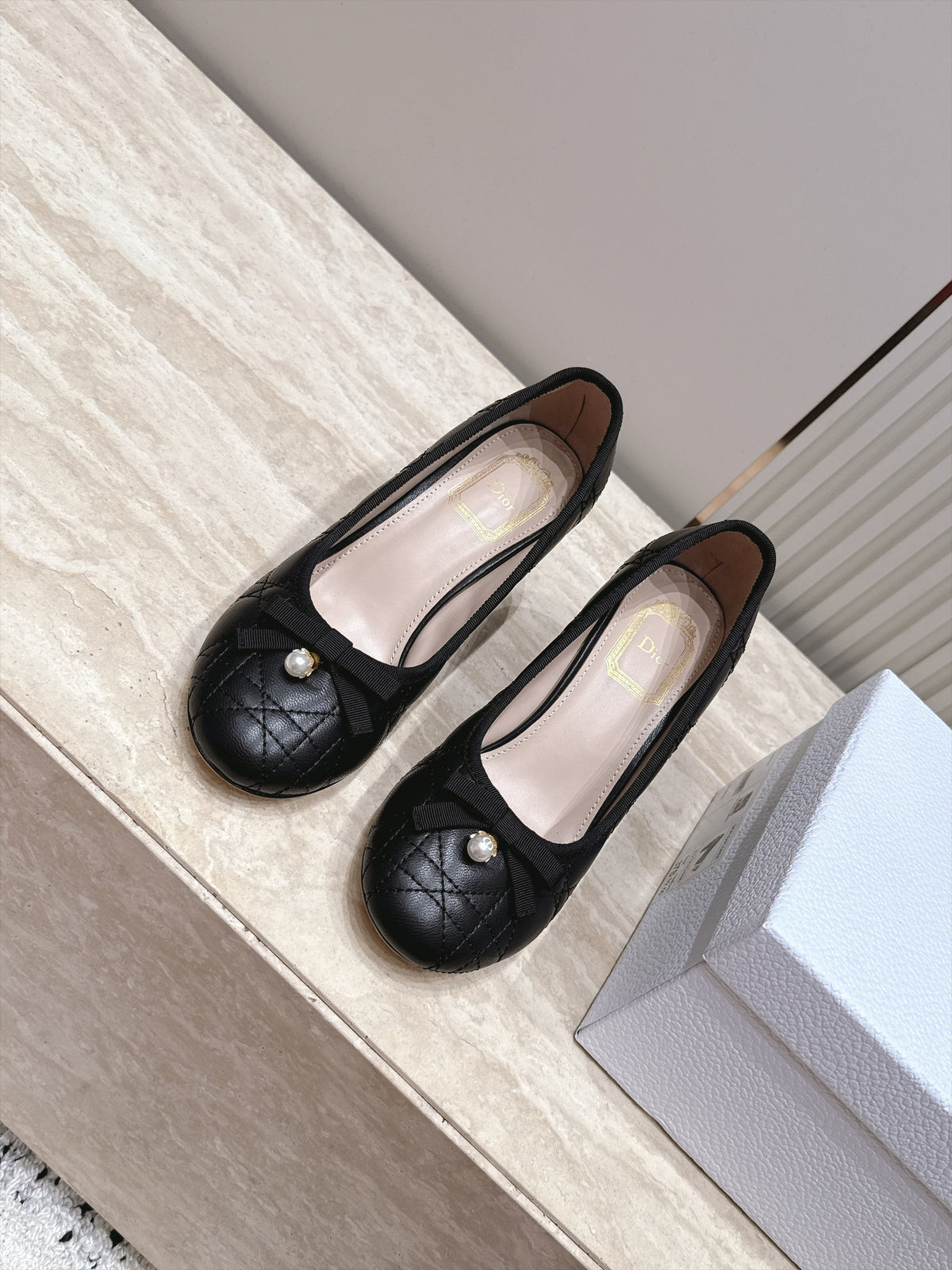 D 26s Block Heel Pumps 7cm Black Cannage Quilted Leather 121654
