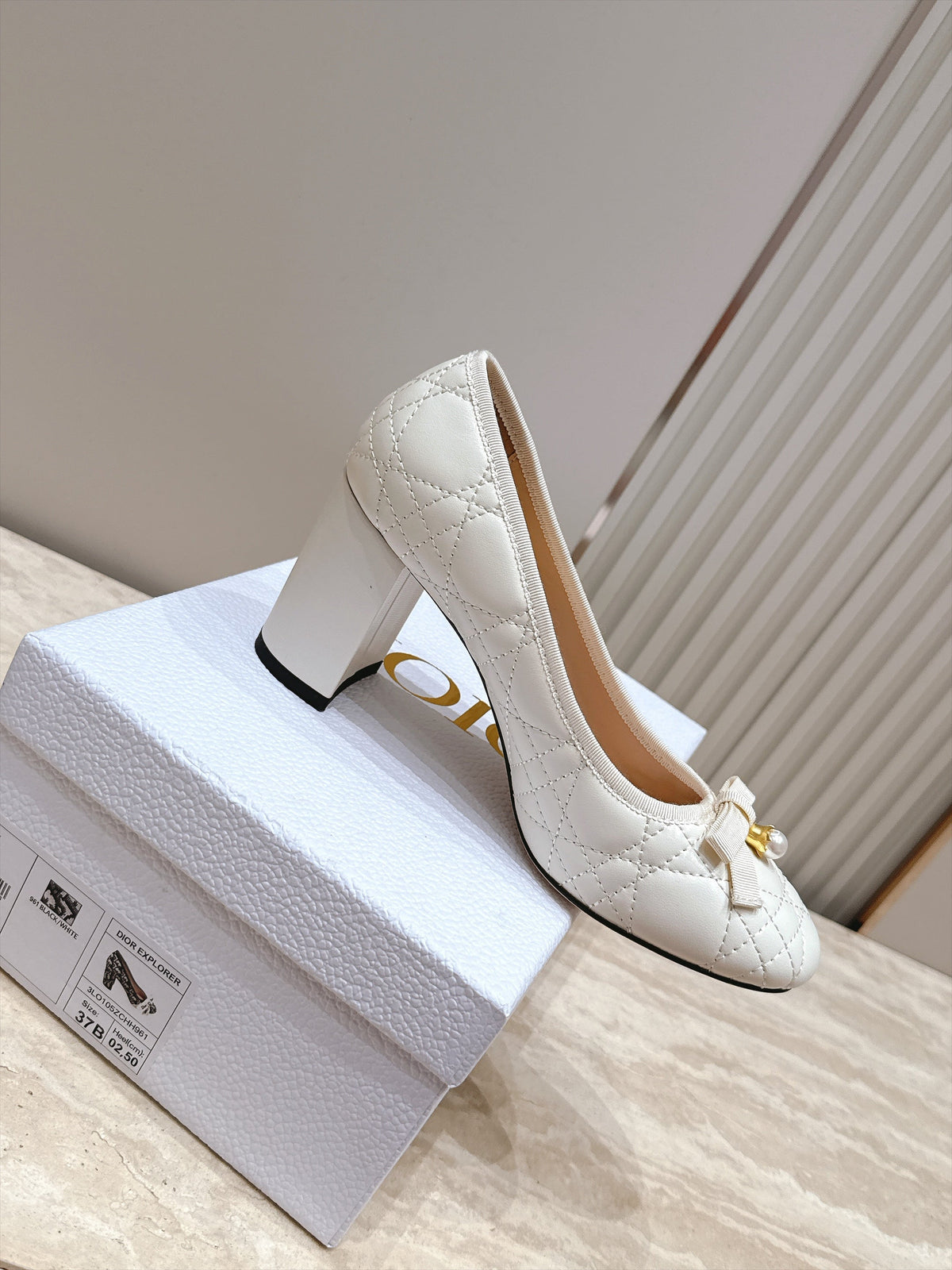 CD 26s Block Heel Pumps 7cm Off White Cannage Quilted Leather 121655