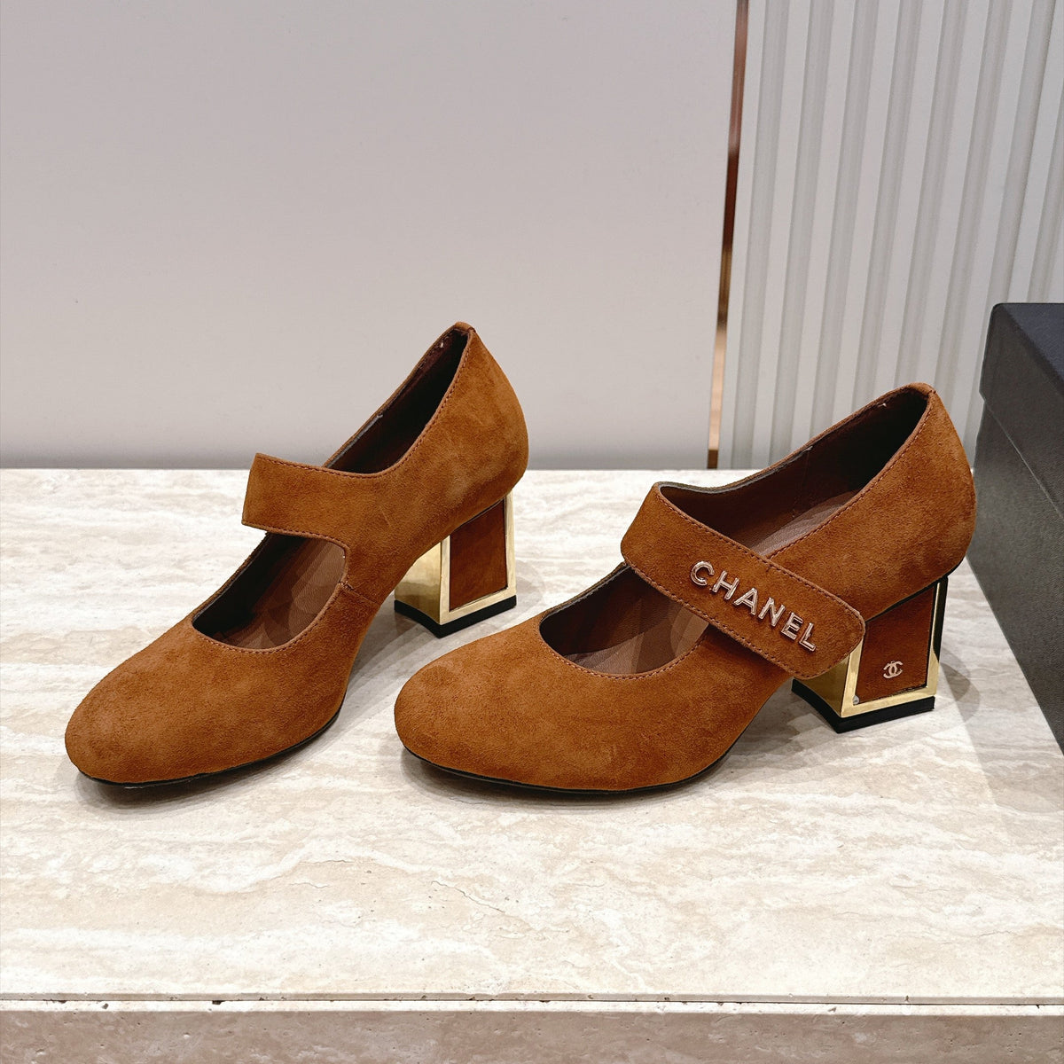 CC 26s Mary Jane Pumps 6cm Brown Suede 121620