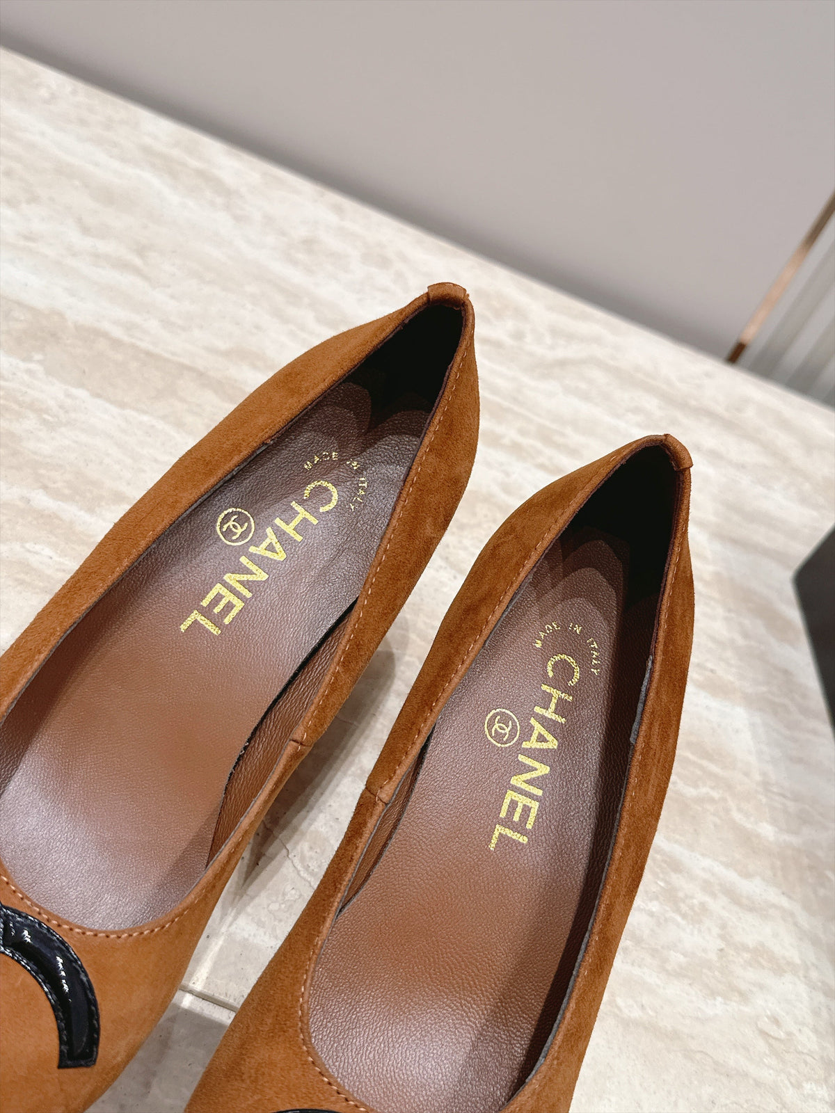 CC 26s Block Heel Pumps 6cm Brown Suede 121622