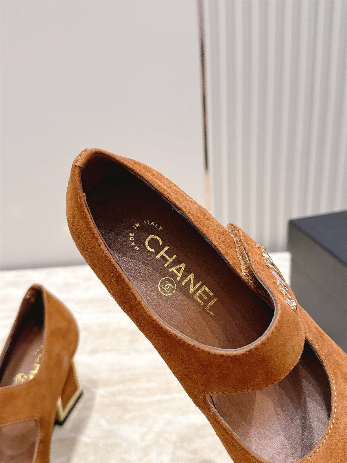 CC 26s Mary Jane Pumps 6cm Brown Suede 121620
