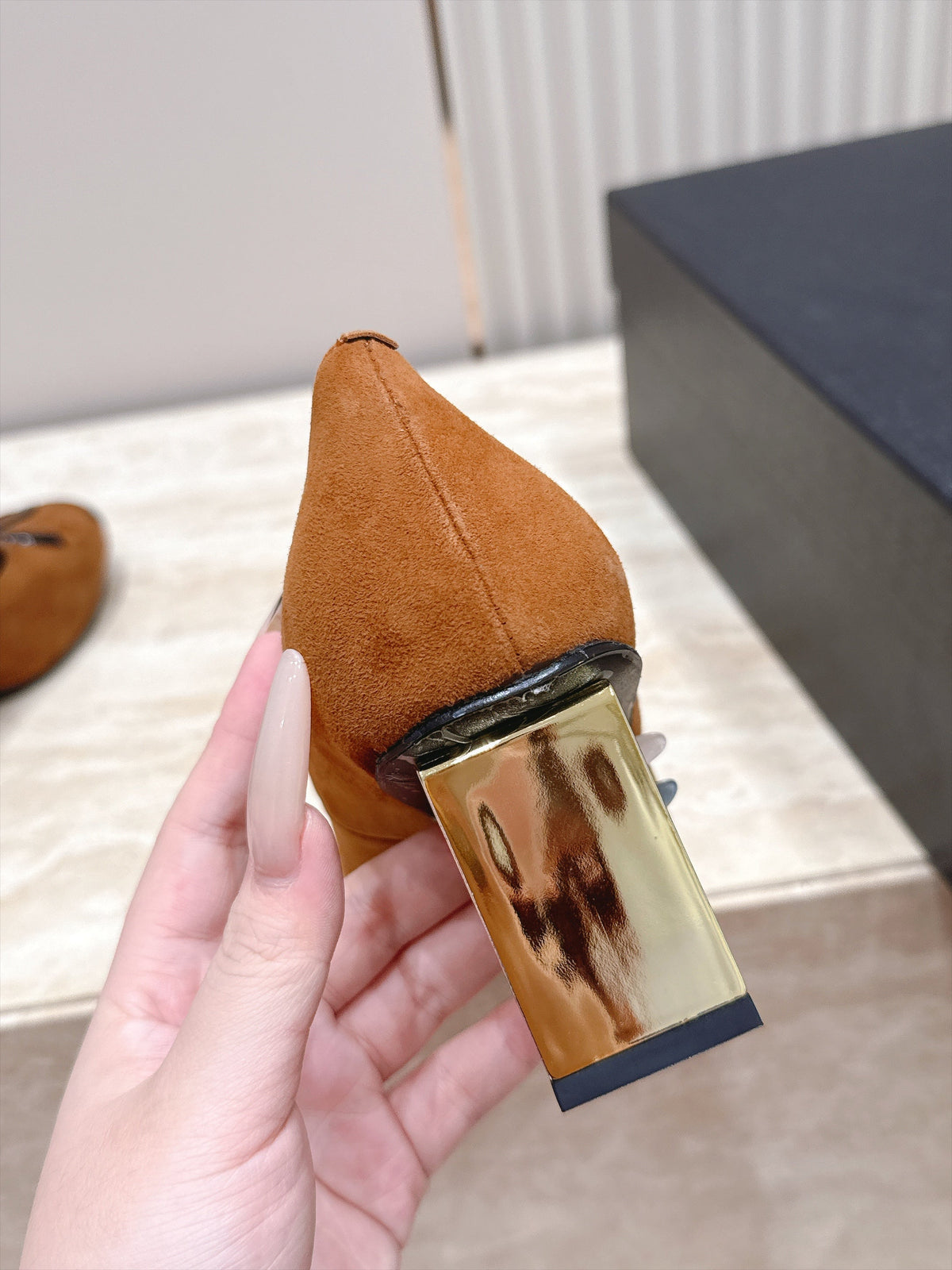CC 26s Block Heel Pumps 6cm Brown Suede 121622
