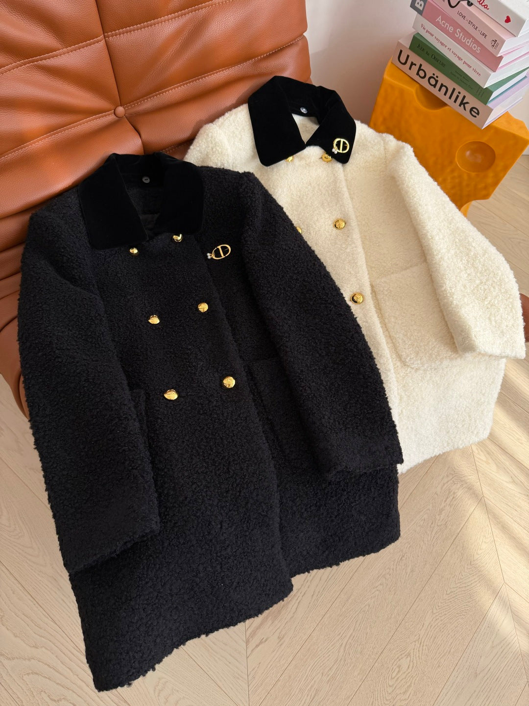 CD Ivory White Black Wool Coat Velvet 333561