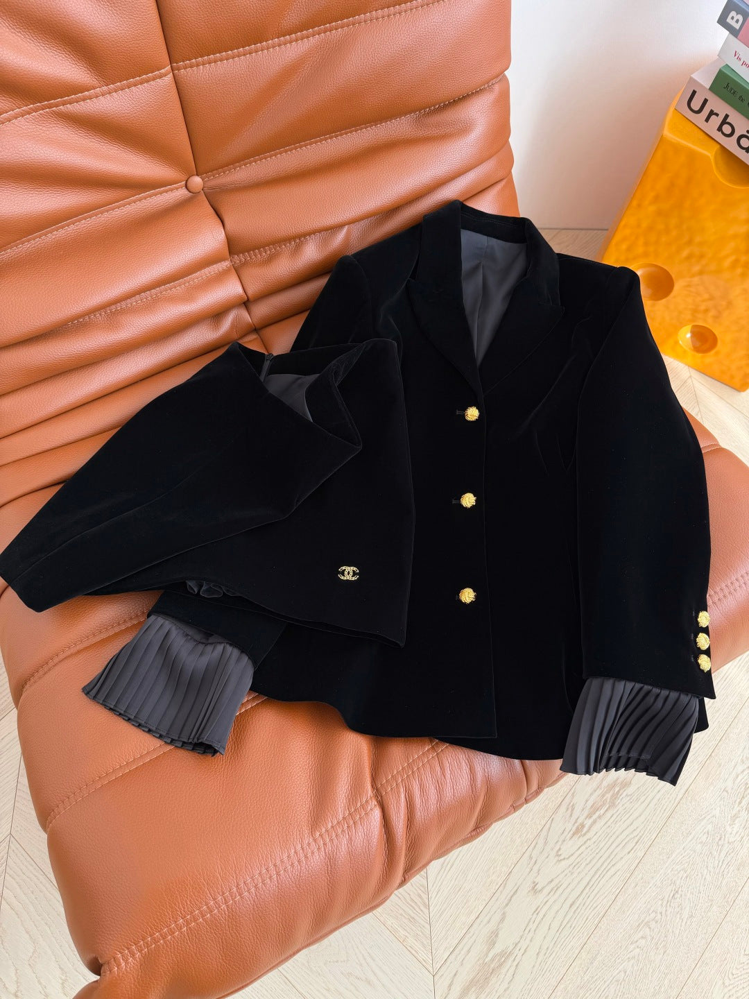 CC 26s Metallic Embellished Suit Black Velvet 340167