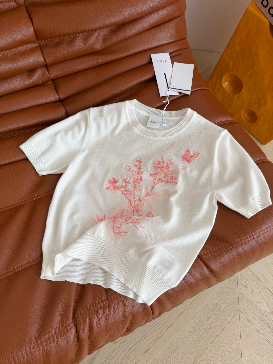 CD Short-Sleeved Embroidered Sweater White Pink Cotton 371637