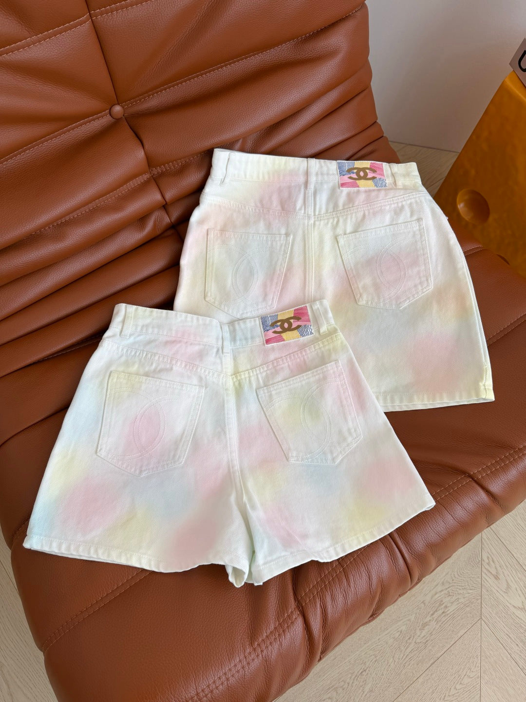 CC 26s Short Rainbow Gradient Washed Denim