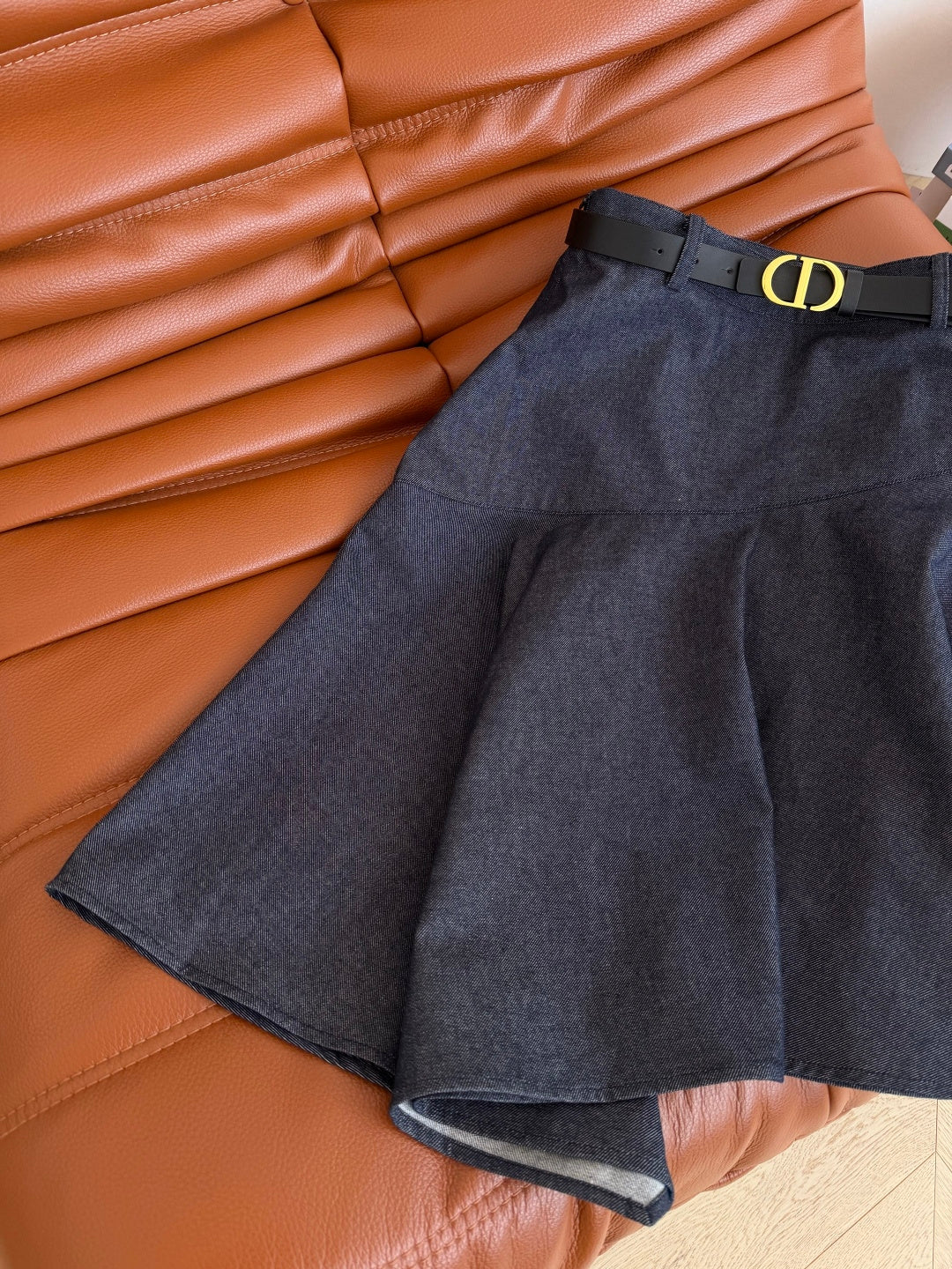 CD 26s Belt-Embellished Midi Skirt Denim 396090