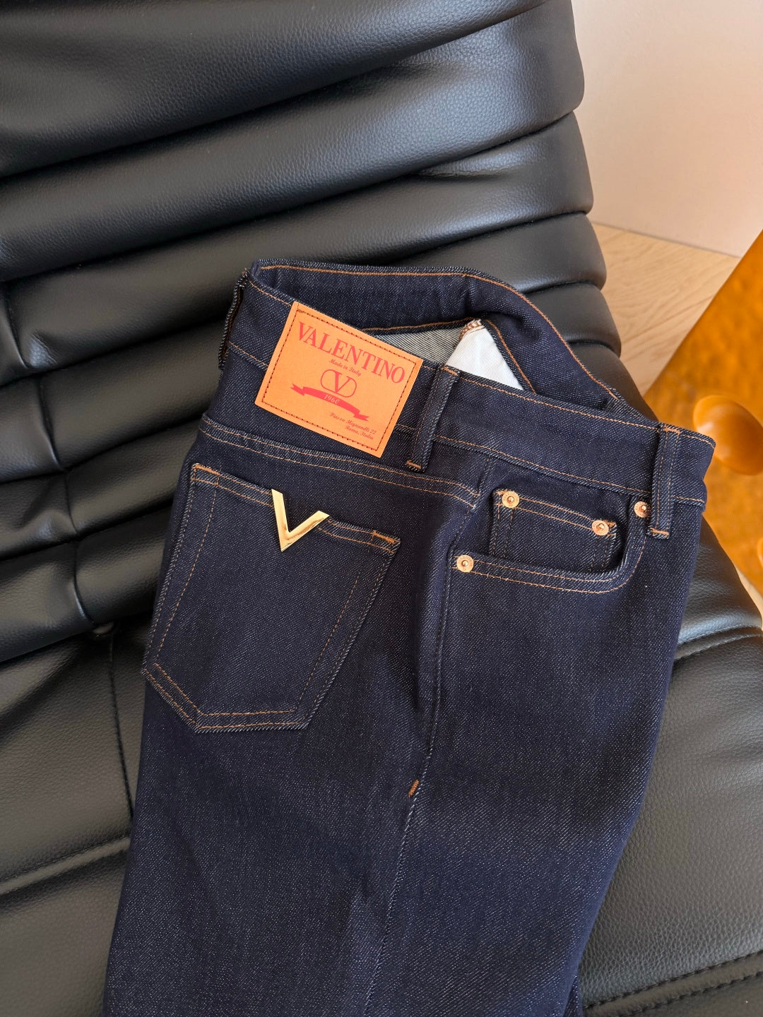 VT 26s Double V-Neck Metallic Flared Jeans 424359