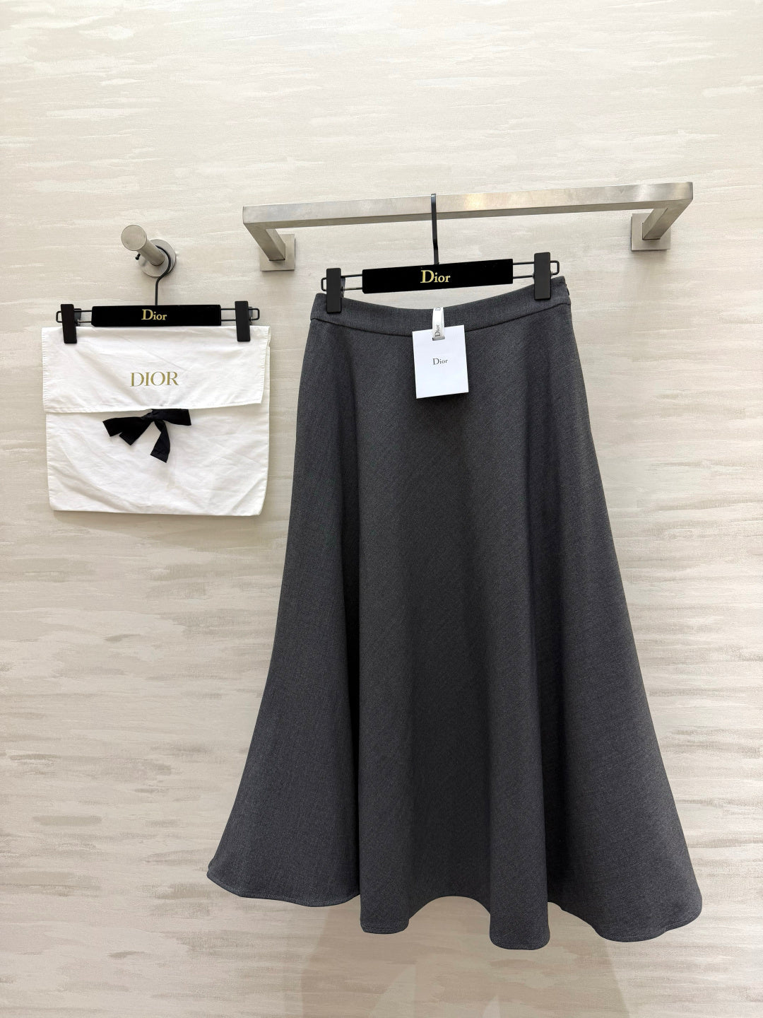 CD Mid-Length Skirt Black Wool Silk 394144