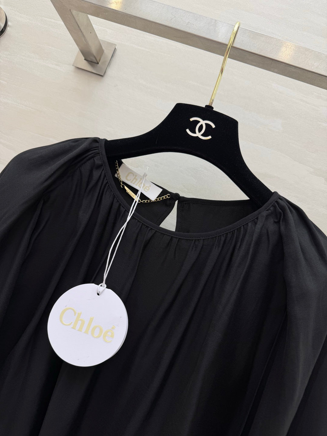 Chloé Wide-Sleeved Pleated Top Black 397033