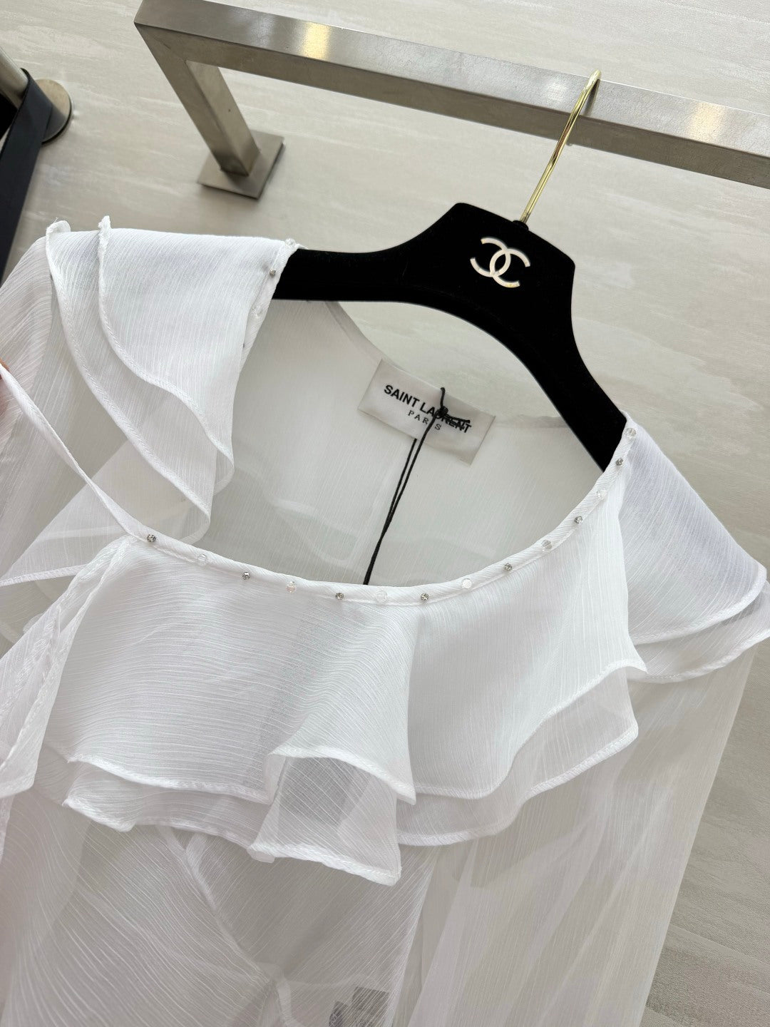 YSL 26s V-neck Ruffle Top White Mesh 396986