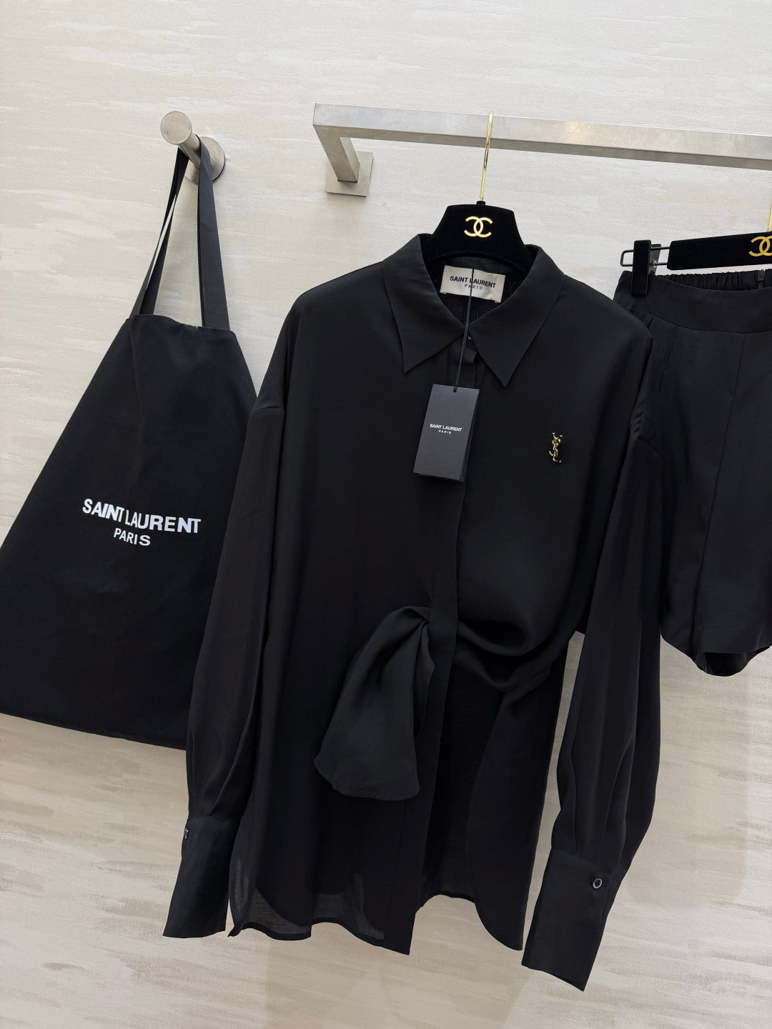 YSL 26s Long-Sleeved Silk Shirt Set Black398906